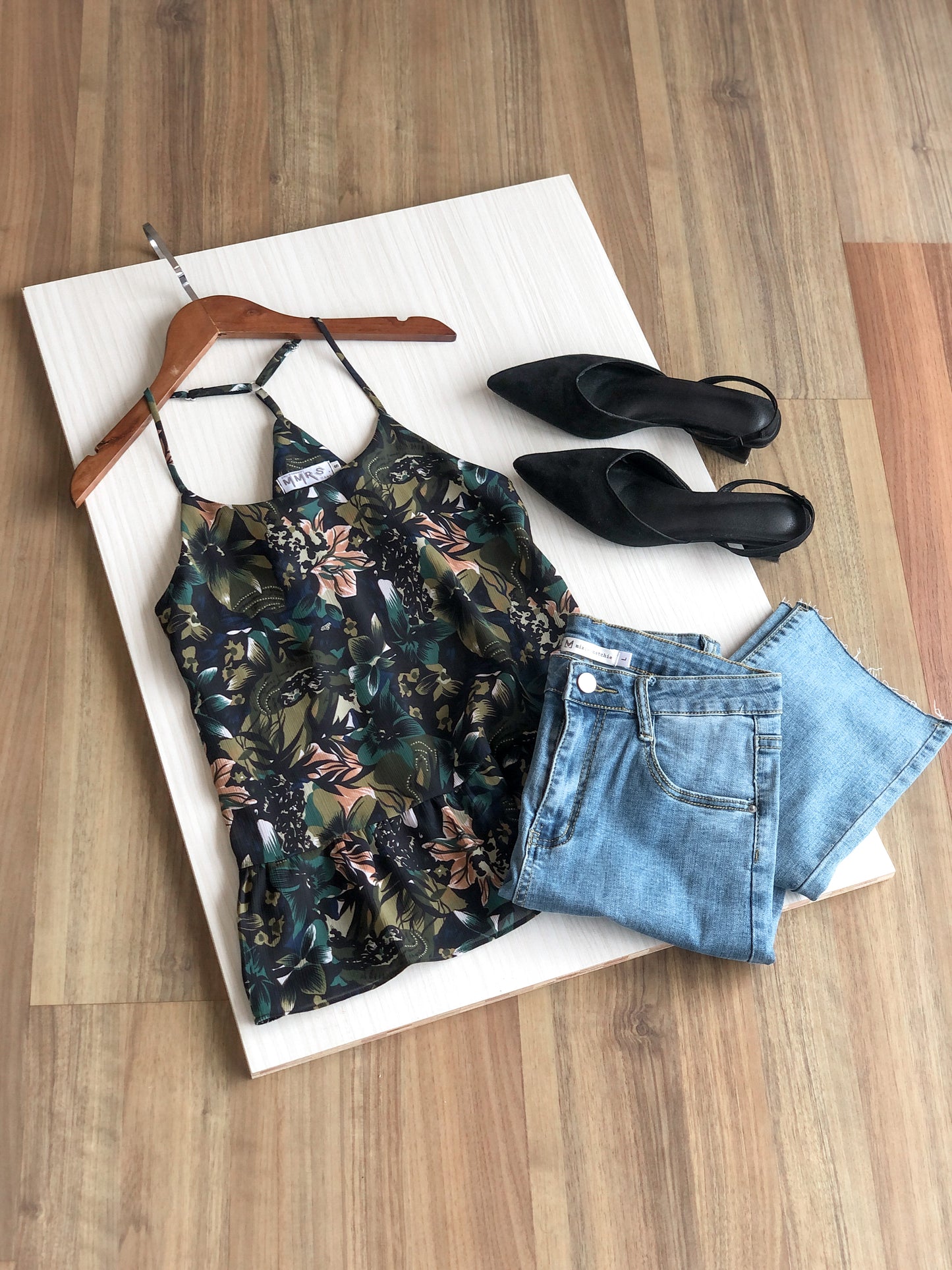 Areca Y-Ruffles Top - Floral
