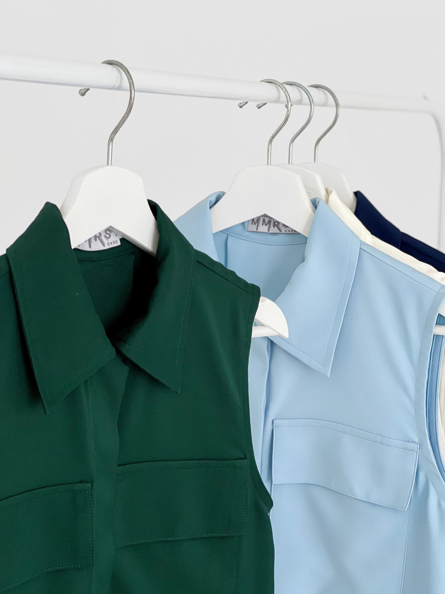 Sarin Flap Pocket Cropped Shirt - White