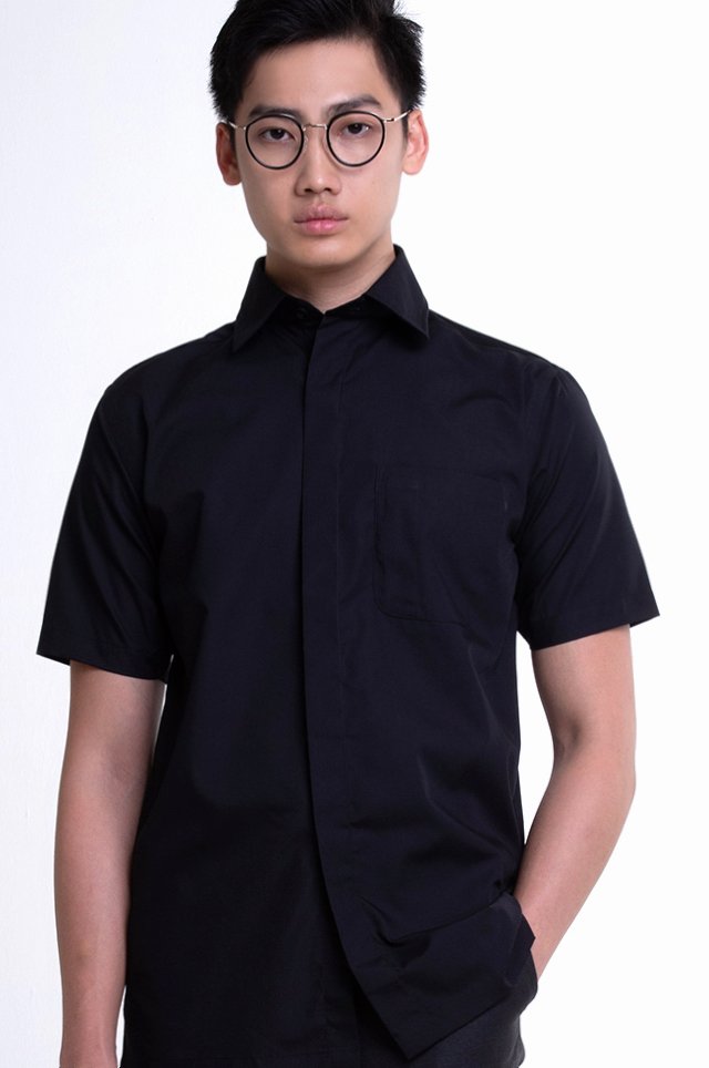 Men's Short Sleeve Shirt with Hidden Buttons (FHA-18110)