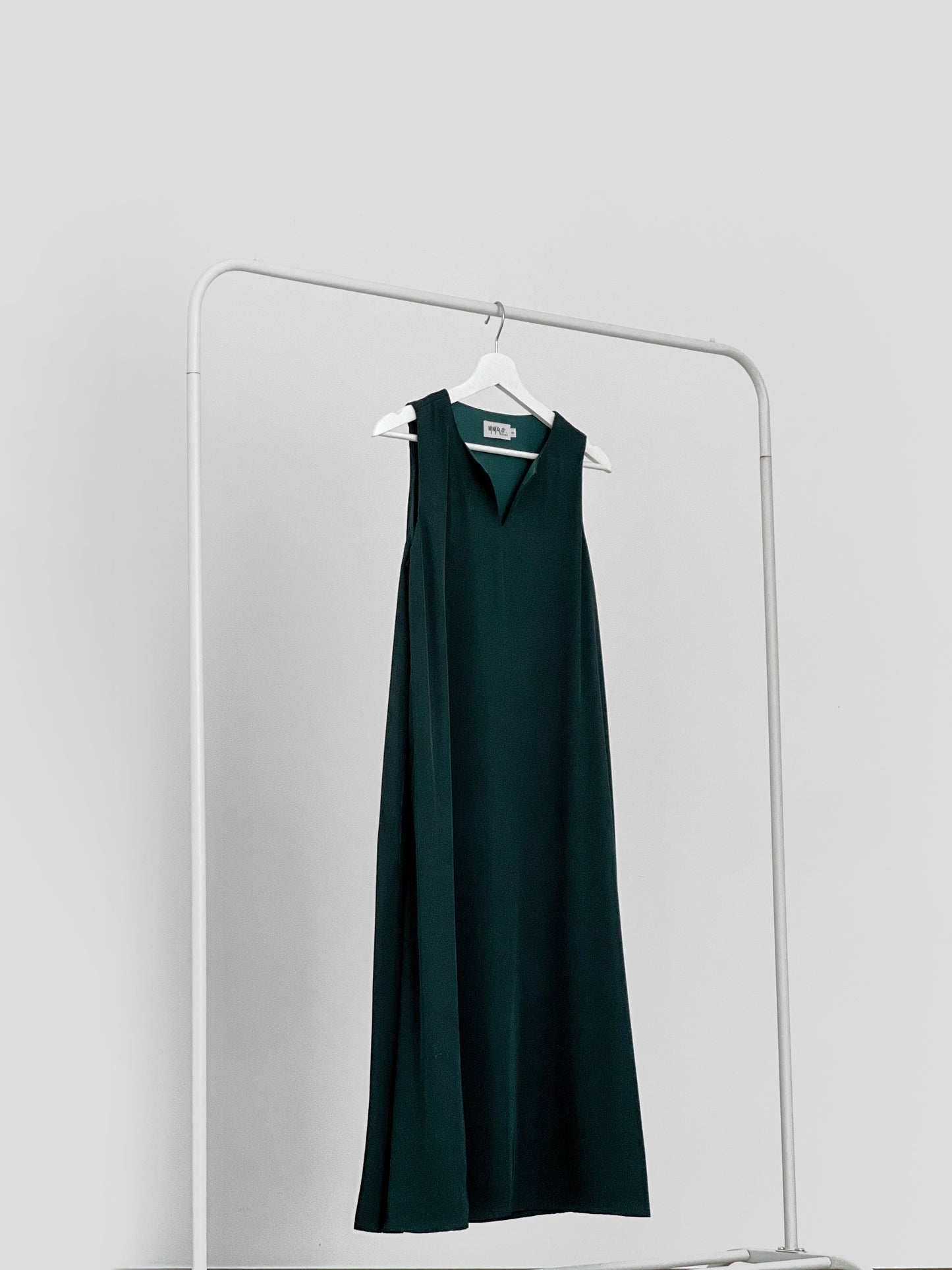 Huda V Cut Midi Dress - Emerald