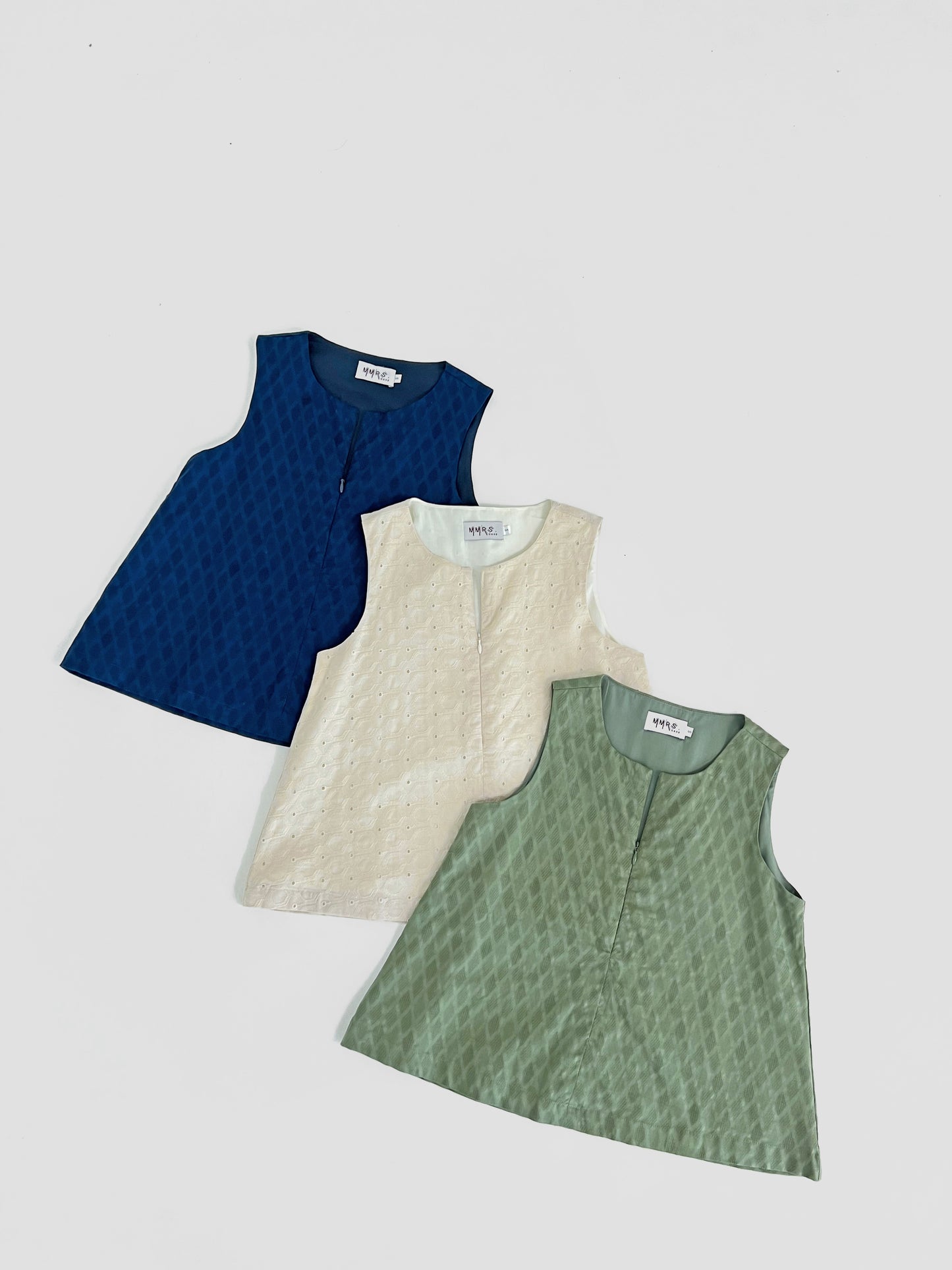 Isabel Zipper Round Neck - Stone