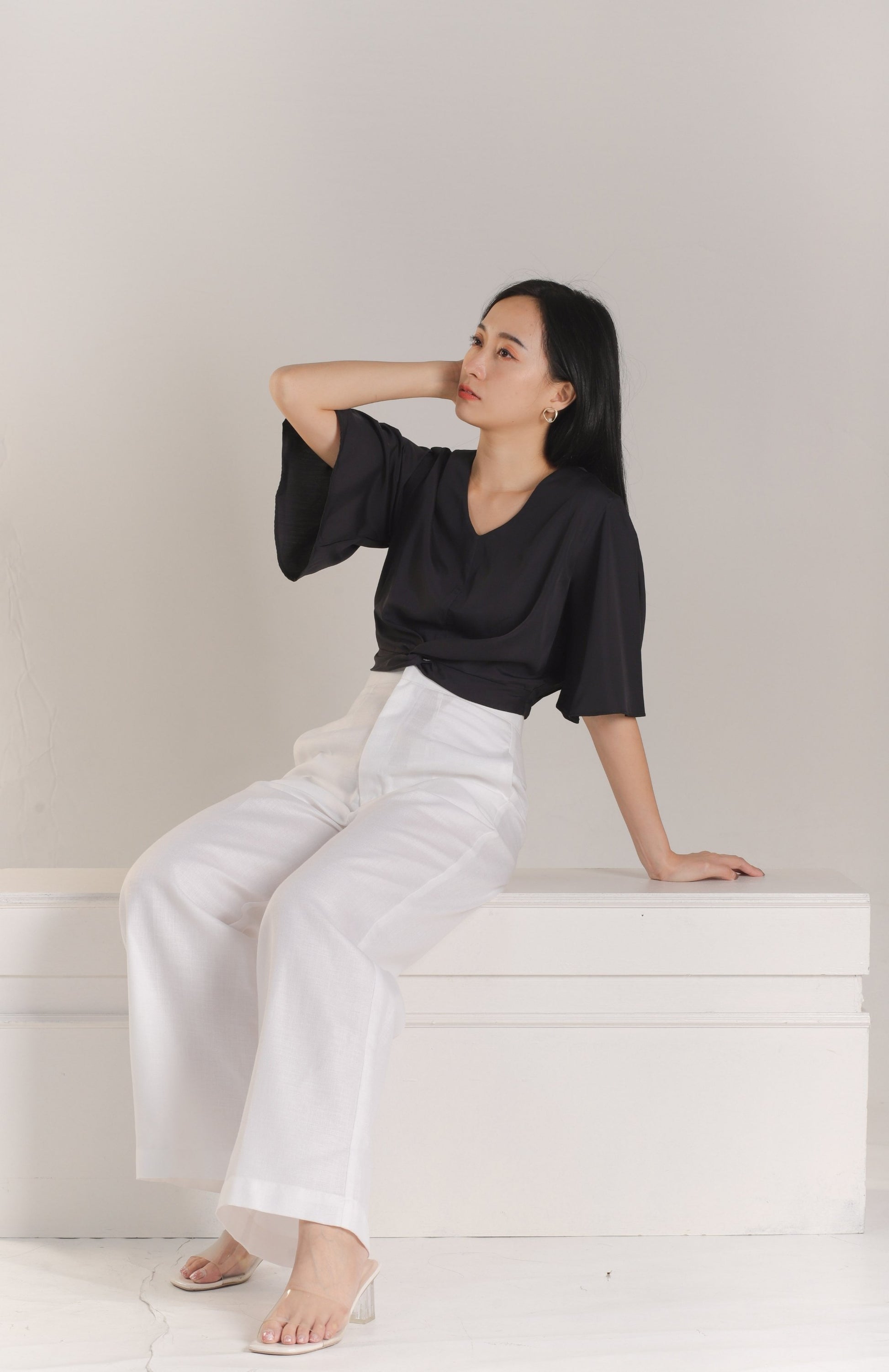 Ashlynn Twist Top - Black