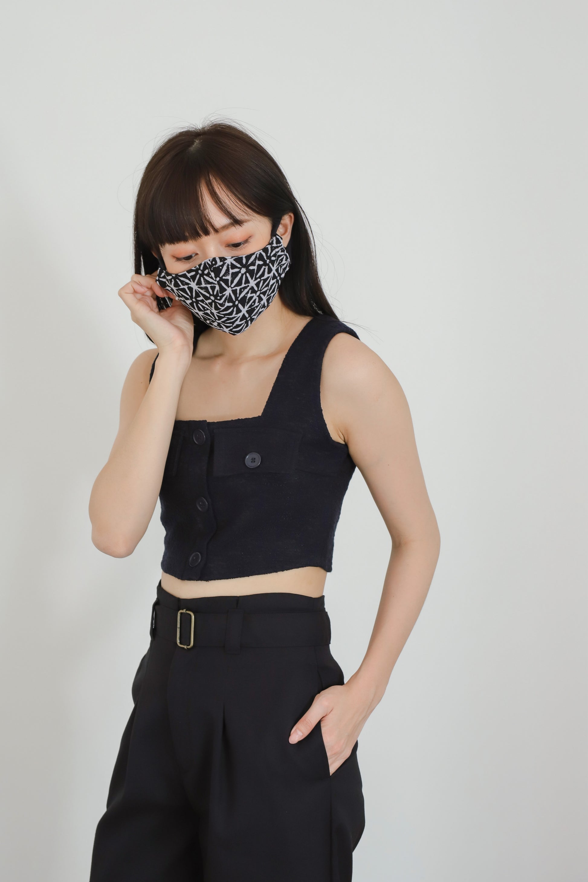 GEOM / BATIK BLACK