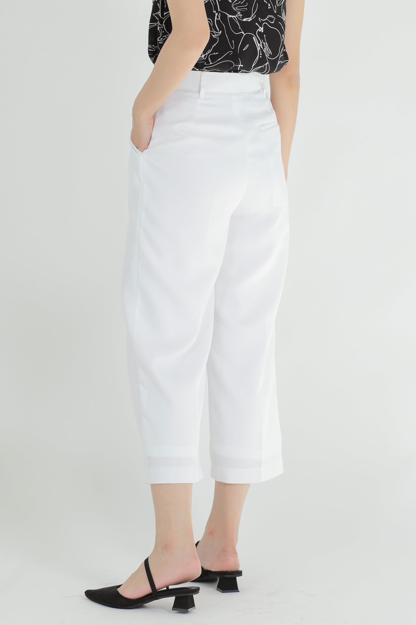 Arlyn Culottes Trouser - White