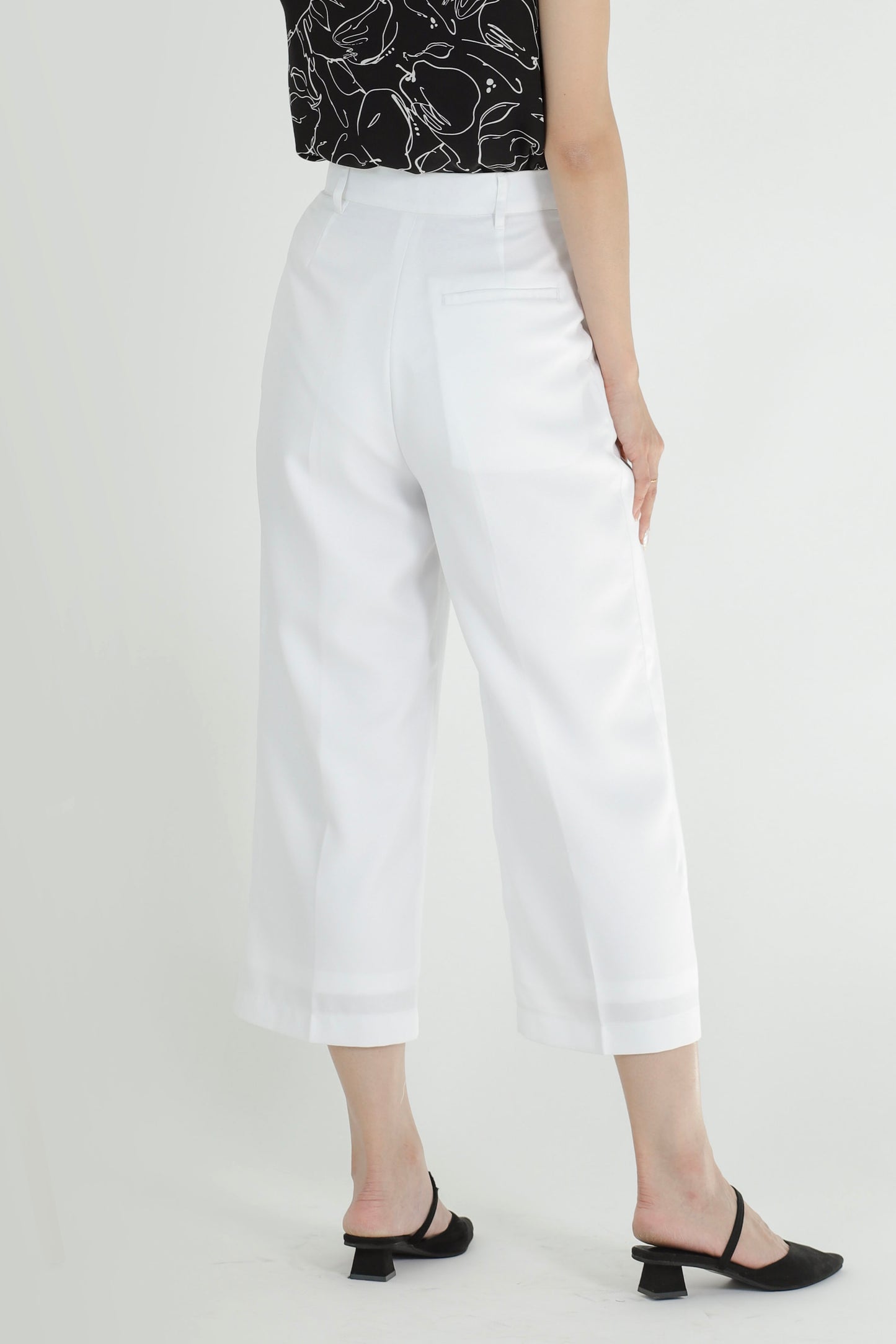 Arlyn Culottes Trouser - White
