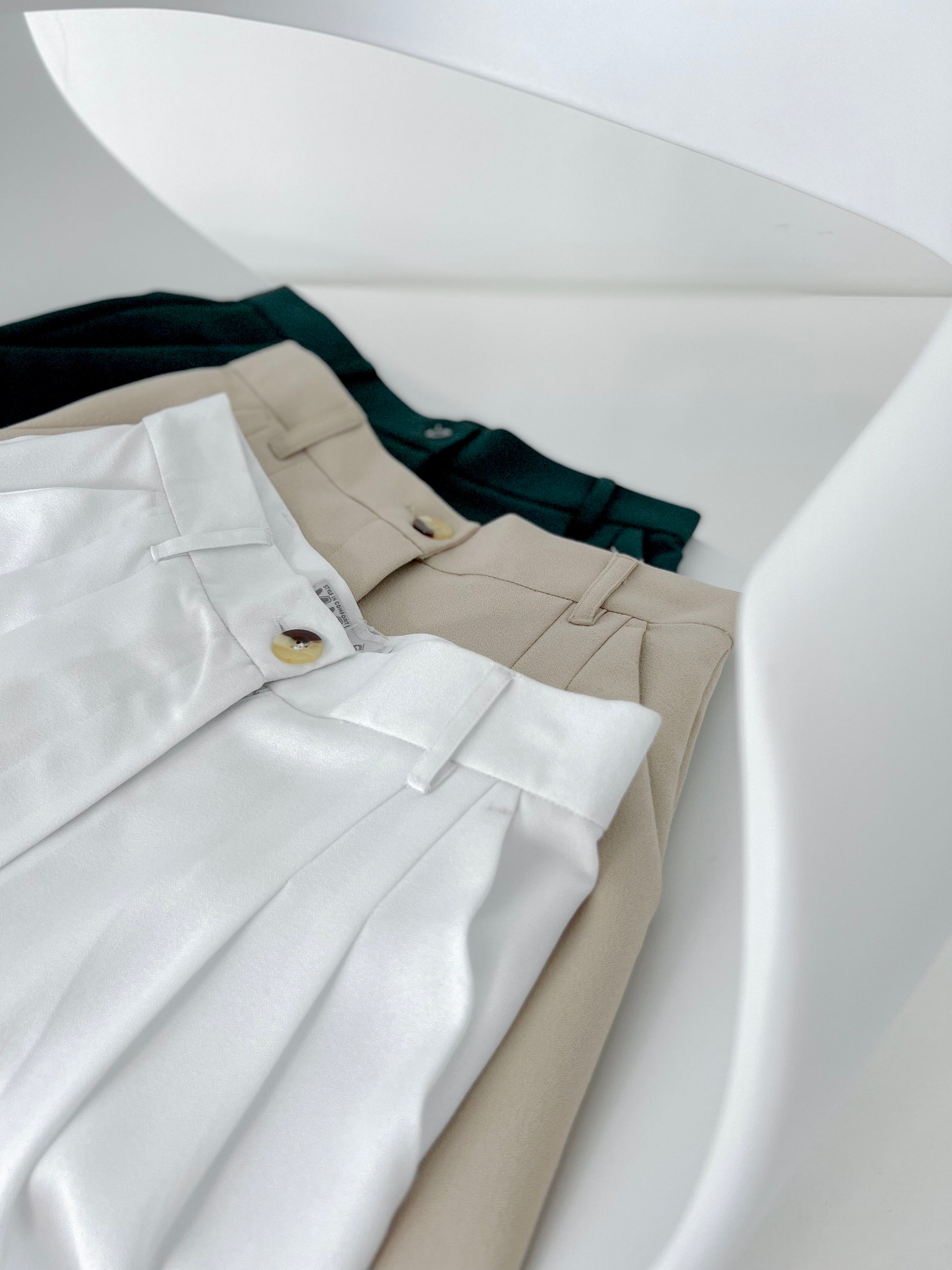 Arlyn Culottes Trouser - White