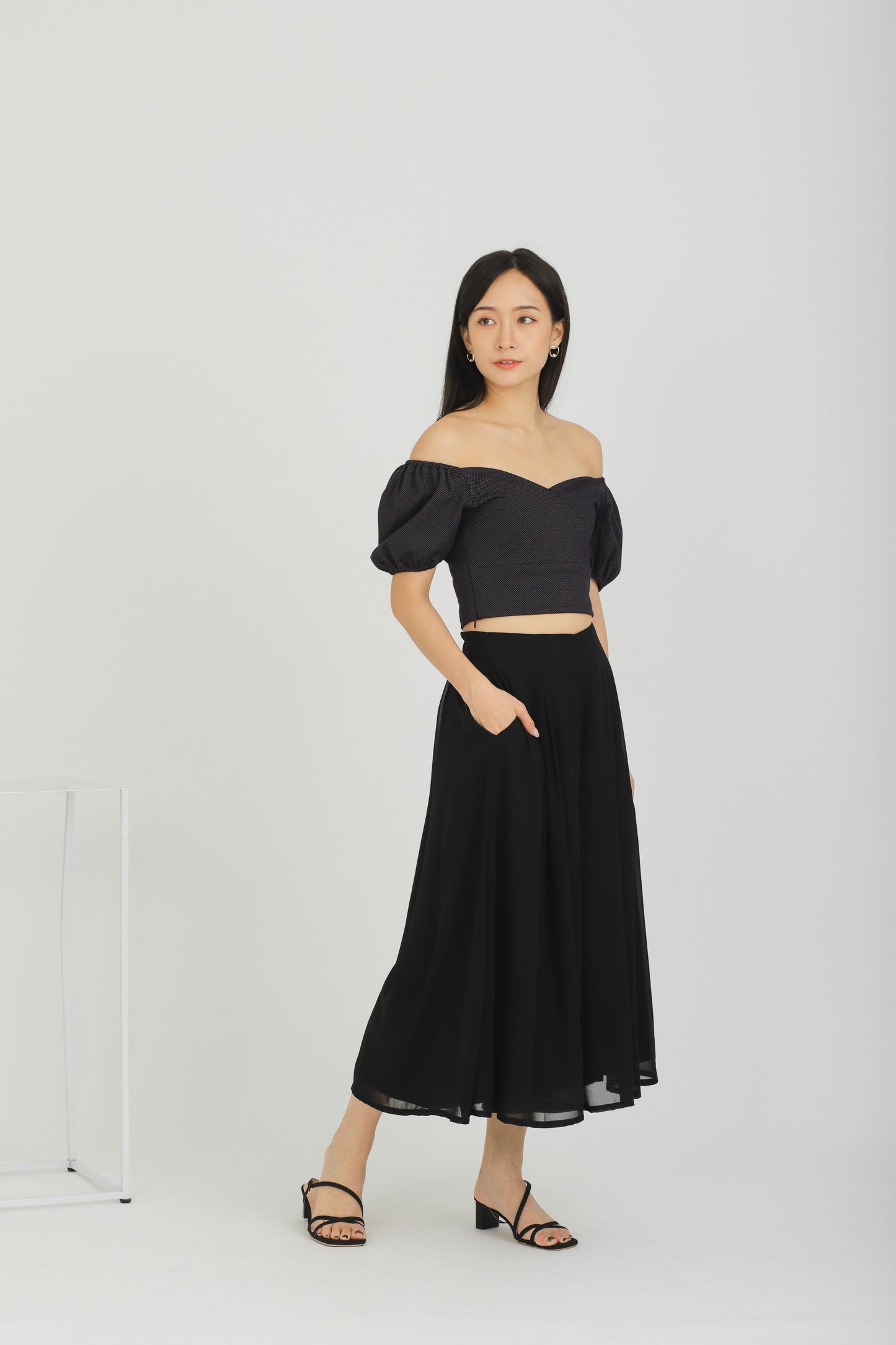 Braelynn Puff Sleeve Top - Navy