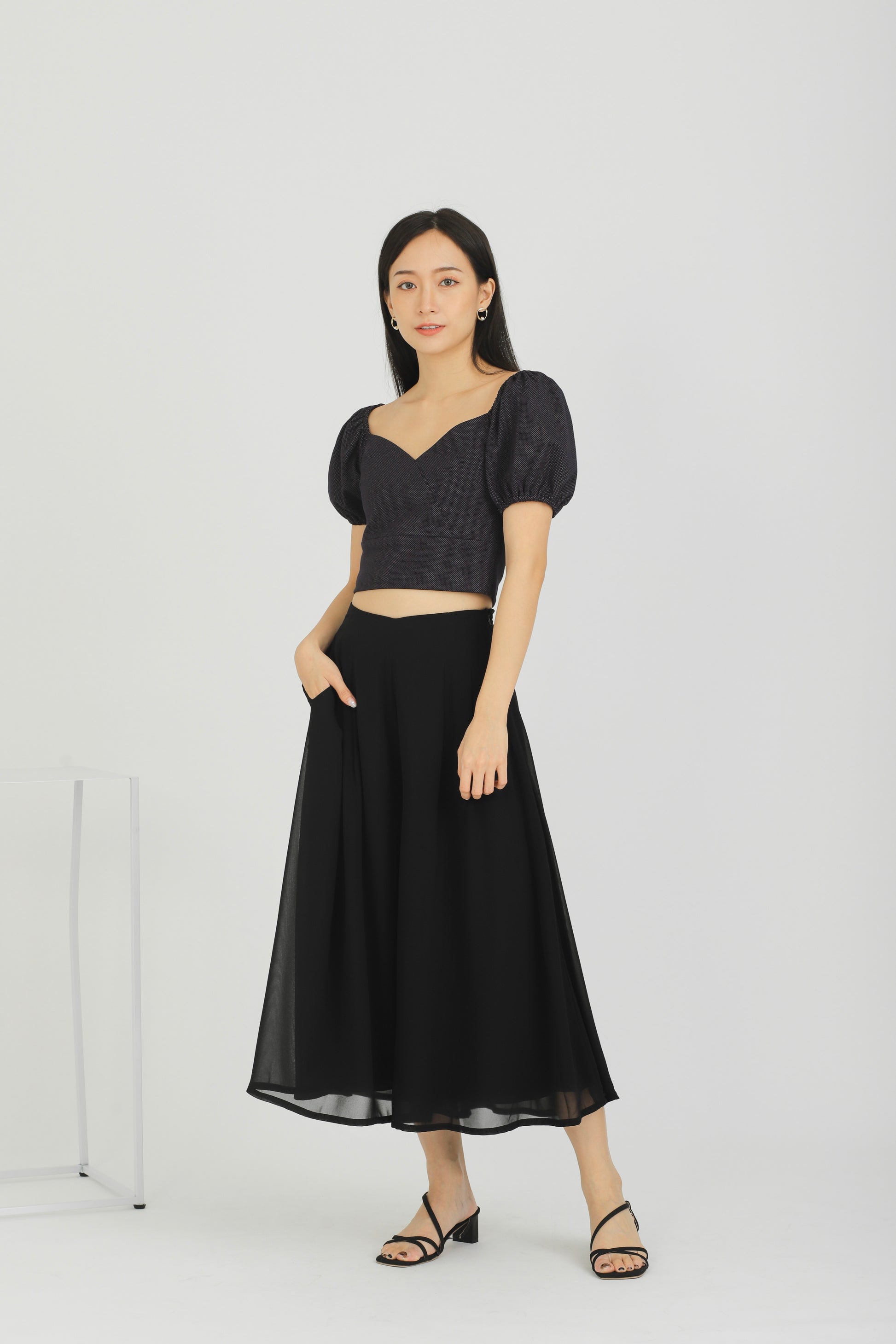 Braelynn Puff Sleeve Top - Navy