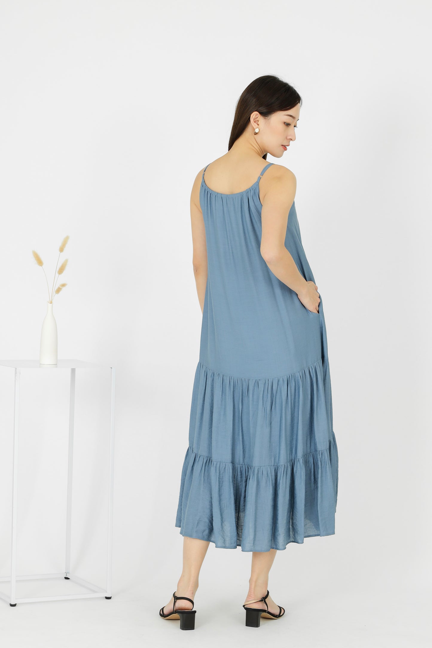 Carmen Ruffles Tiered Midi Dress - Blue