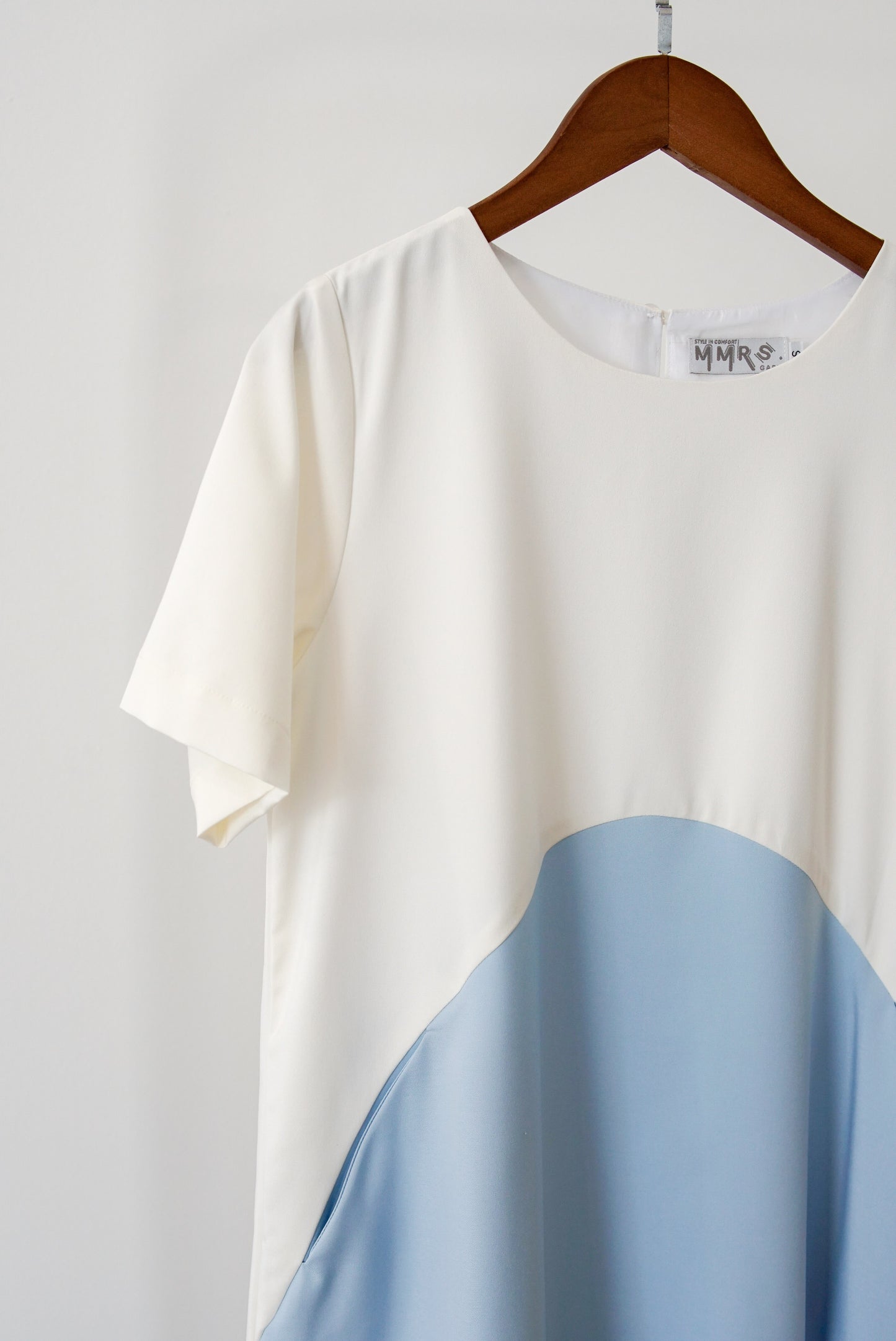 Omaira Colour Block Dress - Ivory