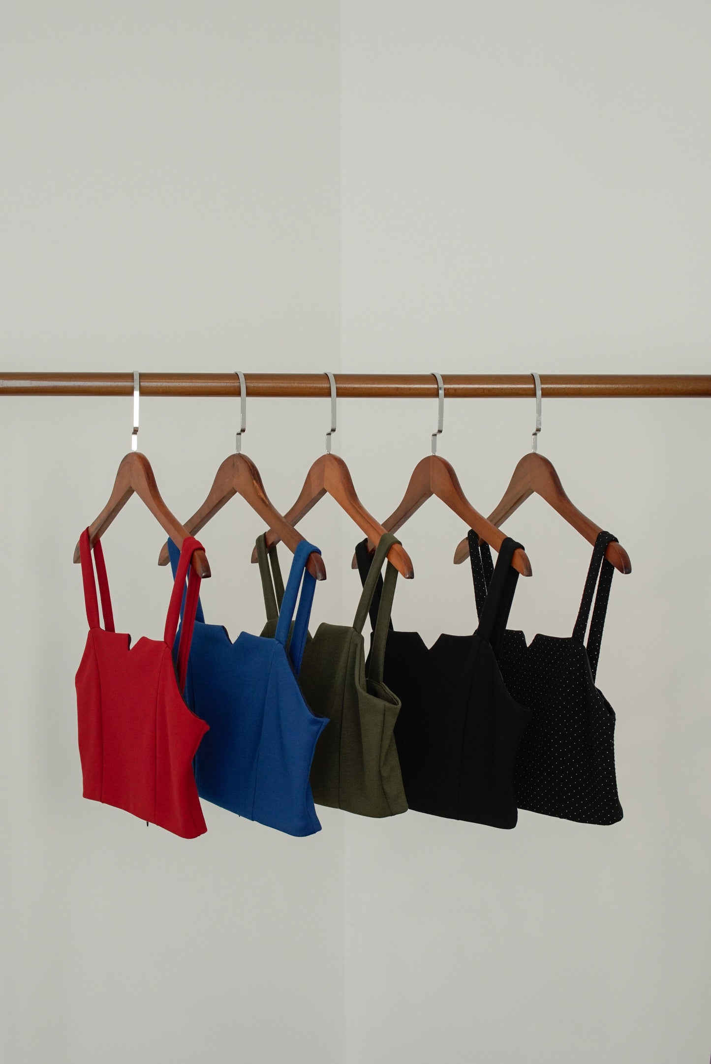 Vera Cropped Tank Top - Olive