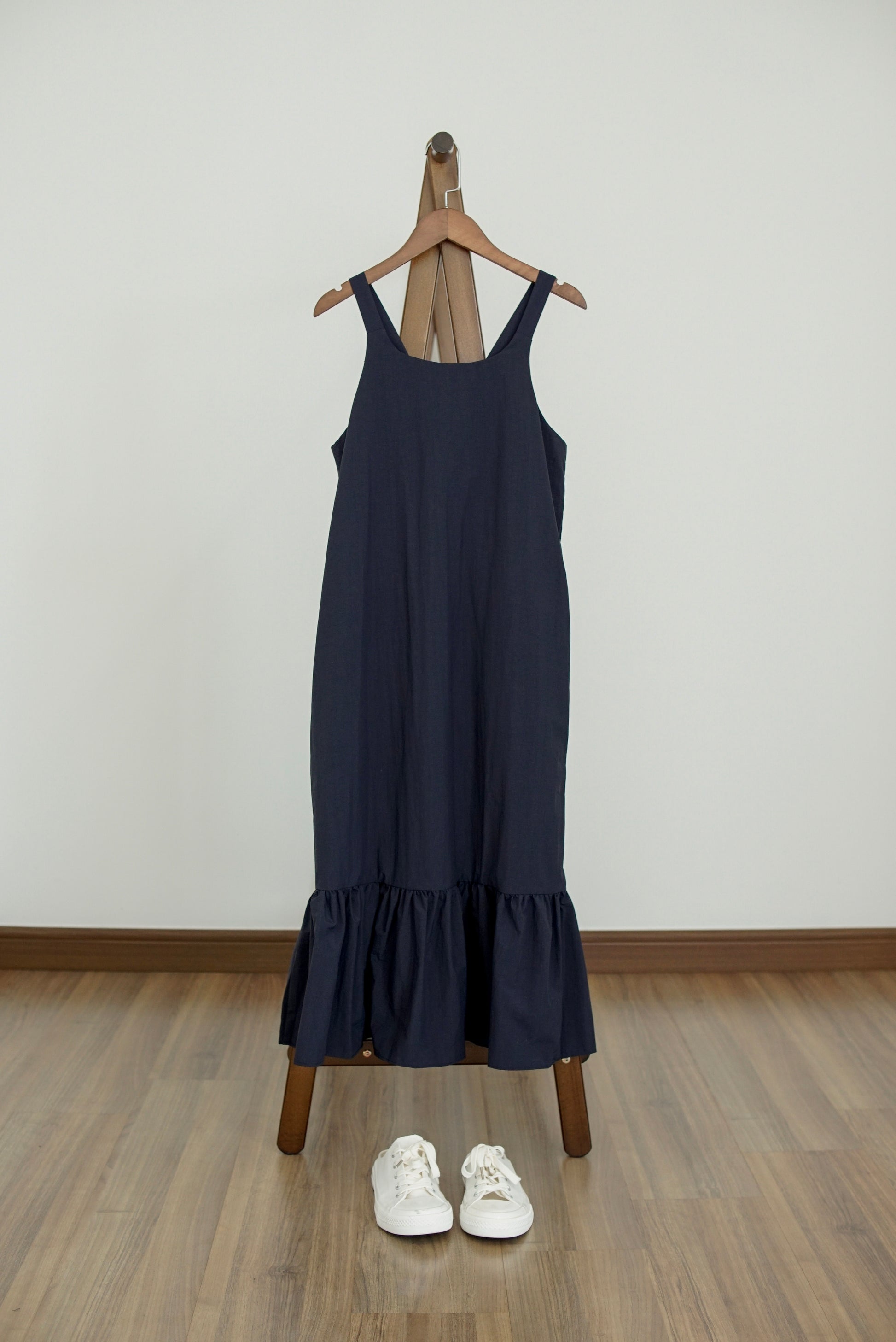 Drea Back Ribbon Midi Dress - Navy