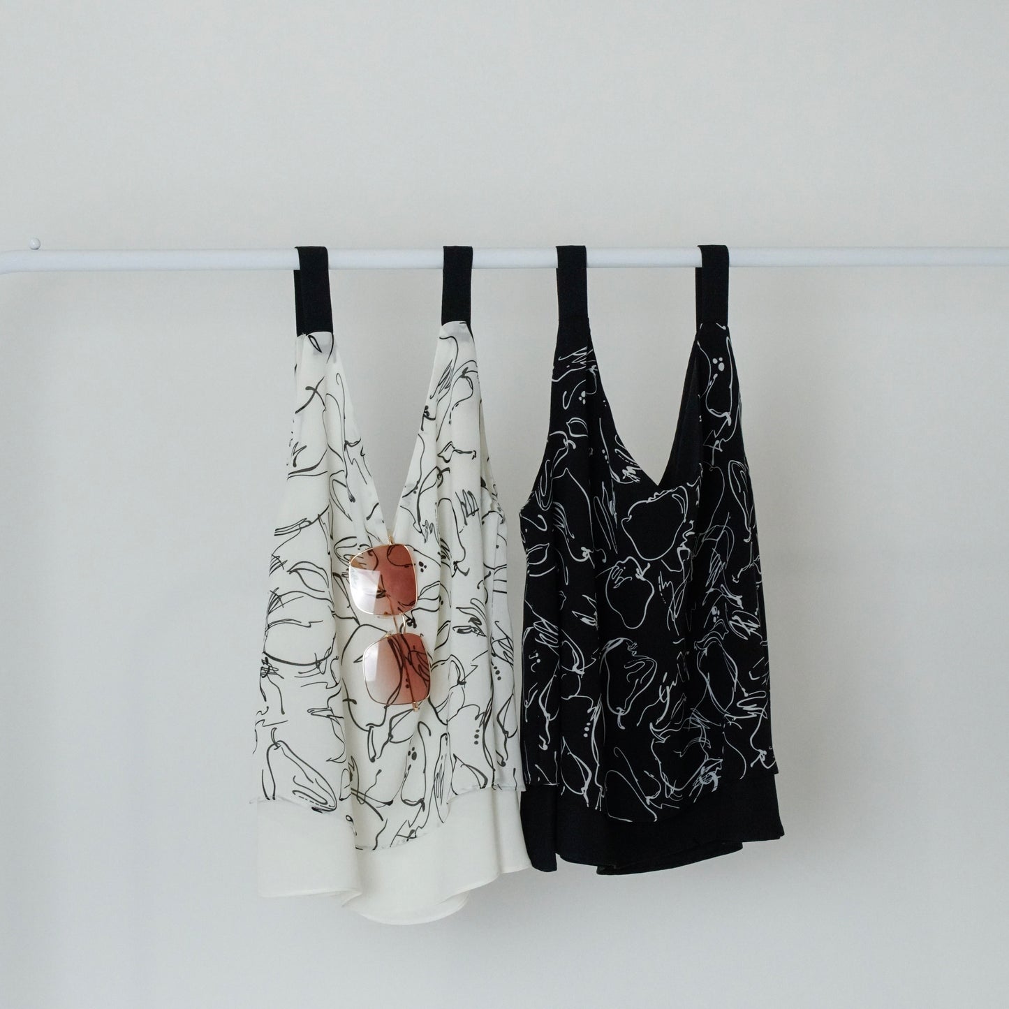 Lilybelle Print Top - Black