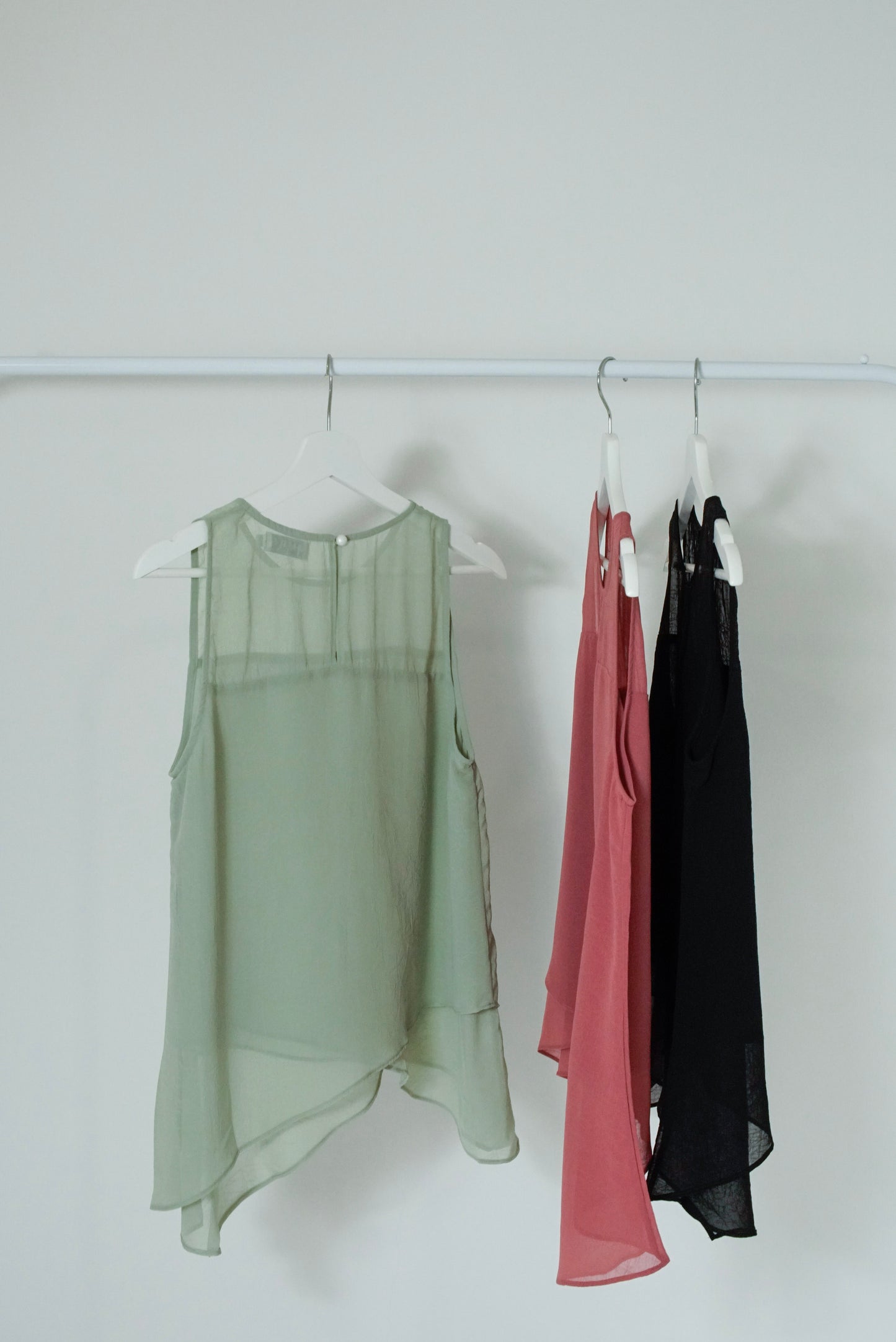 Aoife Asymmetric Hem Top - Rosewood