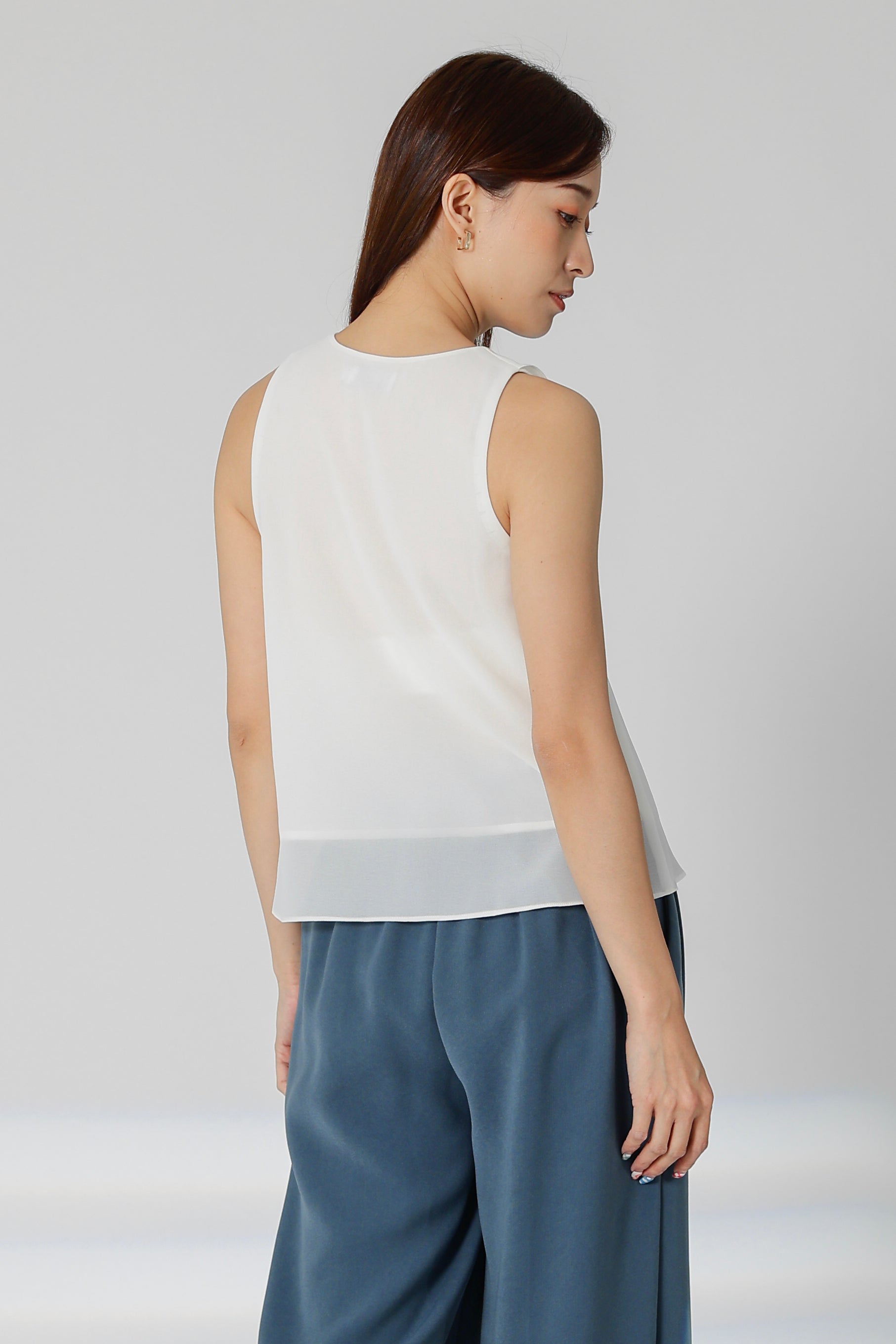 Eillie Slant Ruffles Top - White