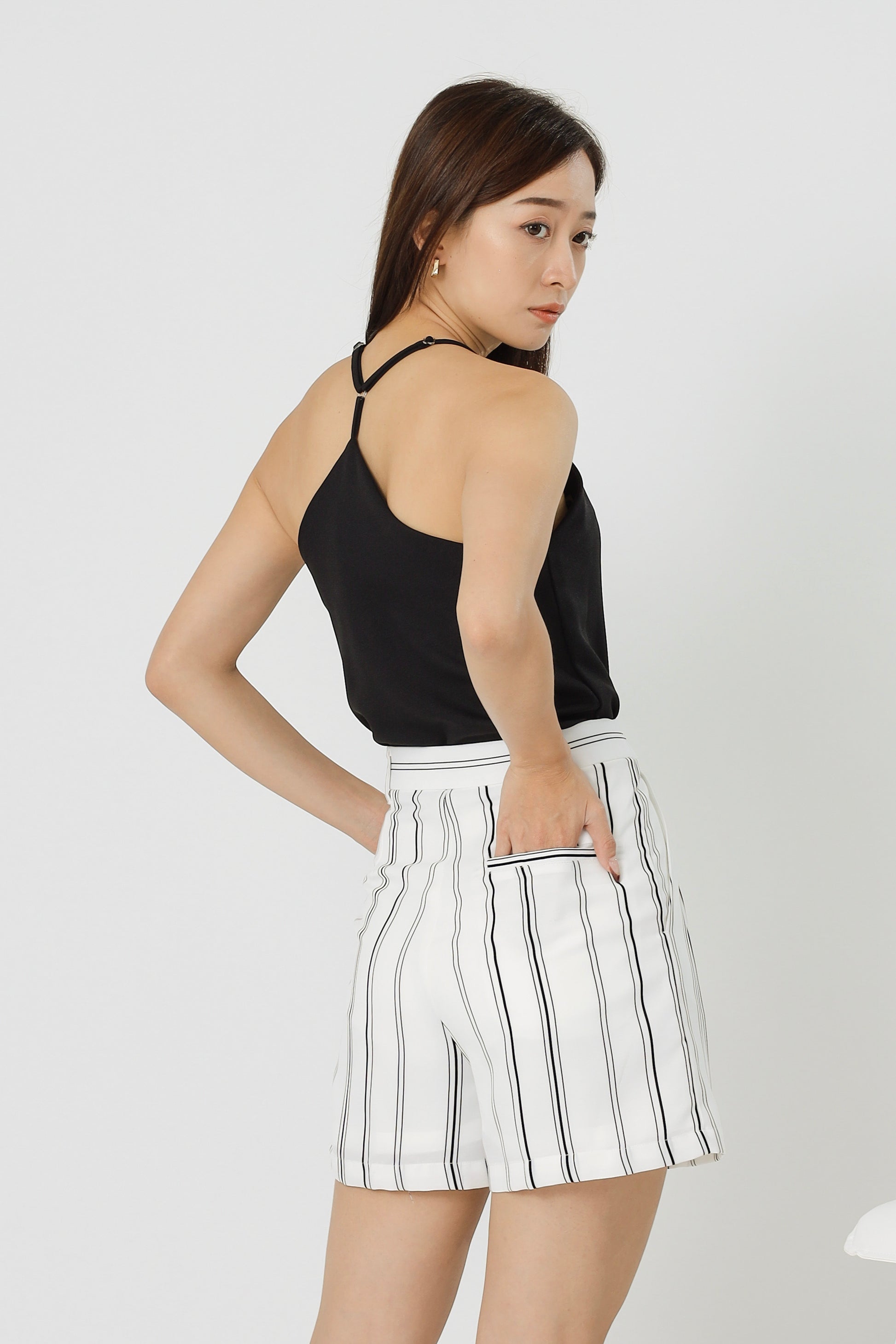 Ellis Stripe Short - Monochrome