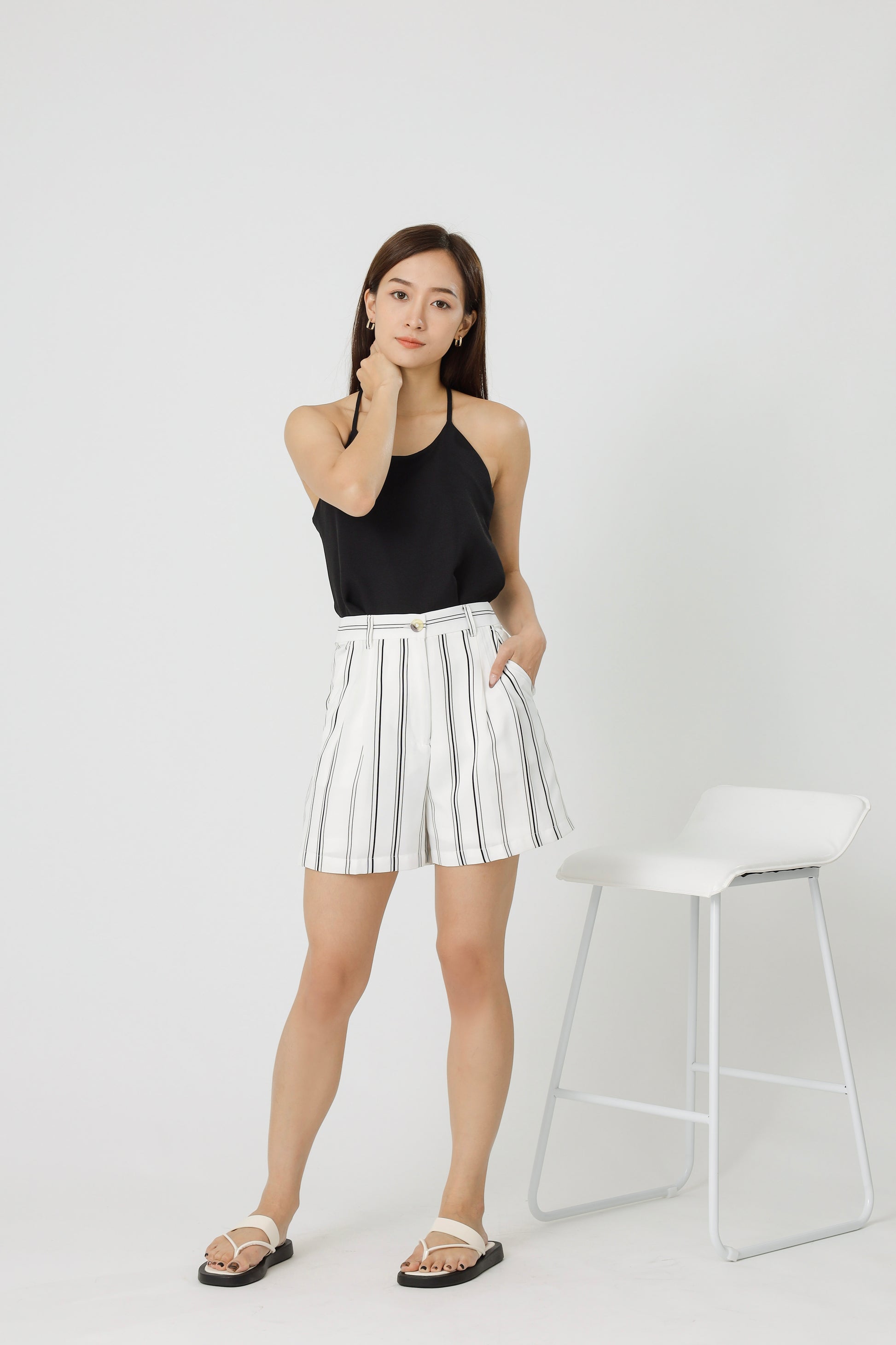 Ellis Stripe Short - Monochrome