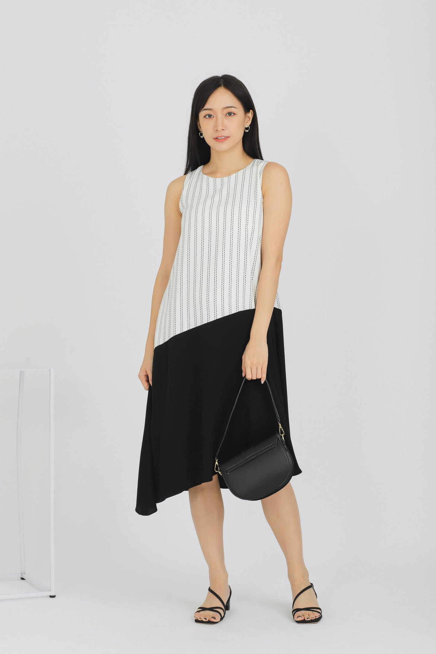 Tori Colour Block Dress - Monochrome