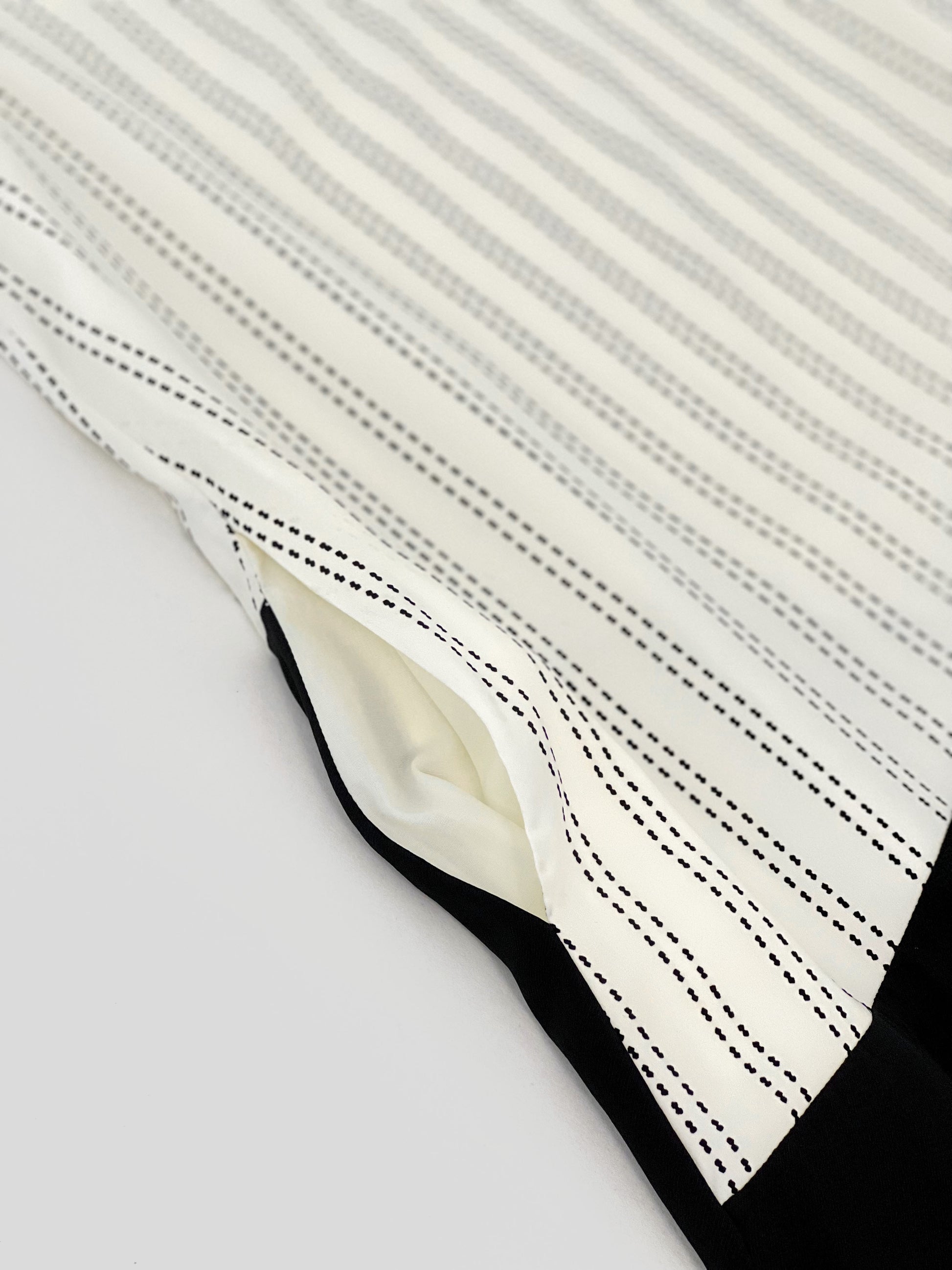 Tori Colour Block Dress - Monochrome