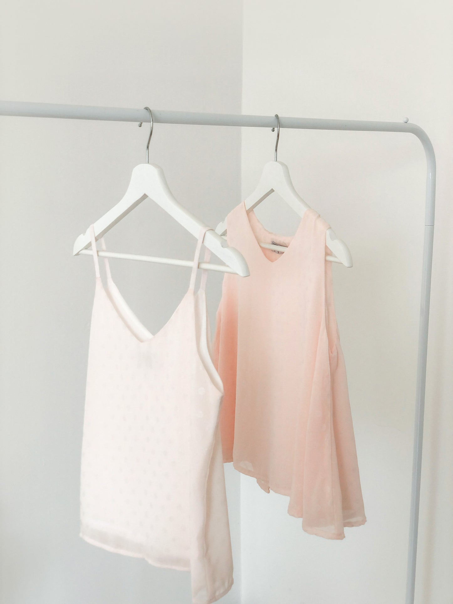 Mellow Cami Top - Polka Pink