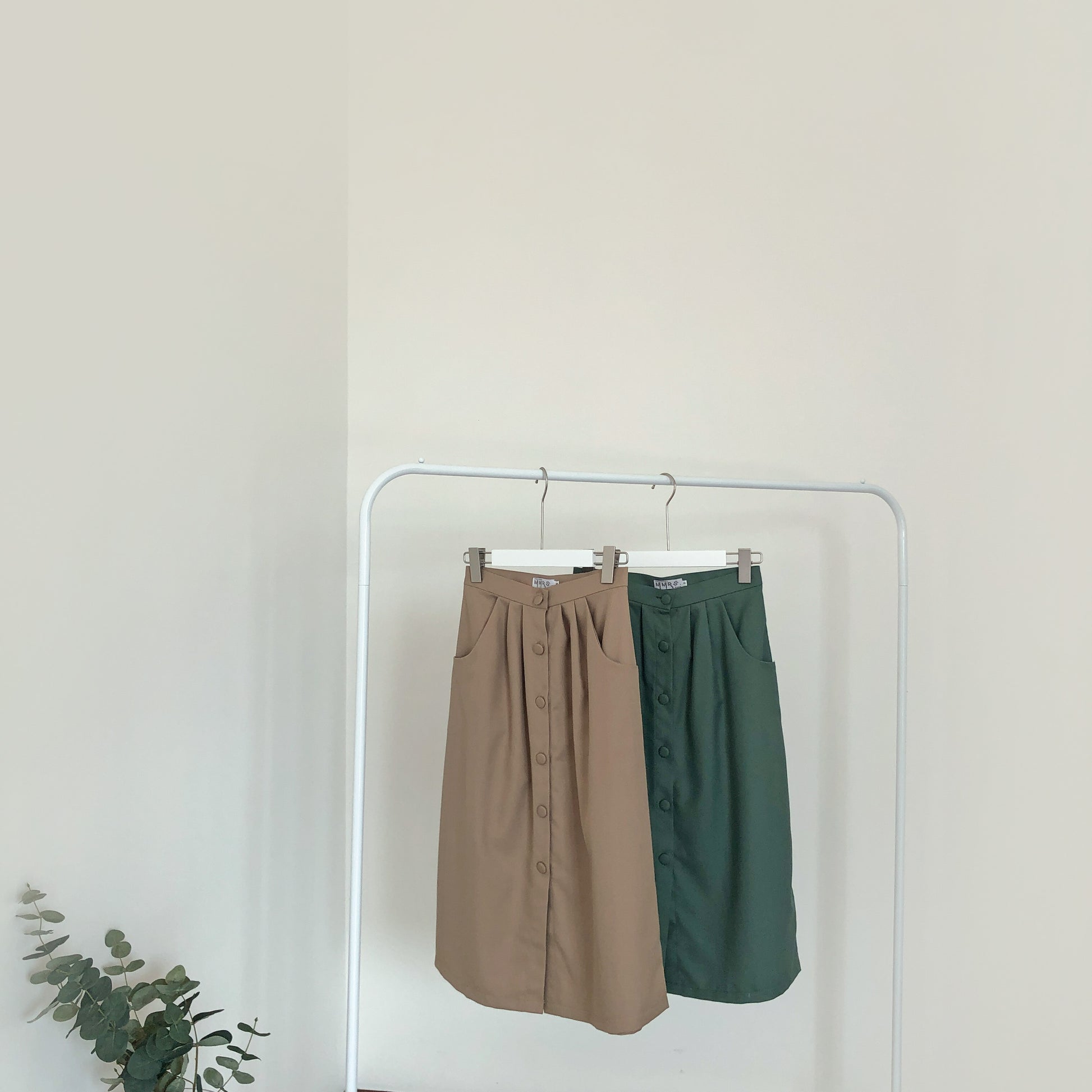 Paloma Button Skirt - Khaki
