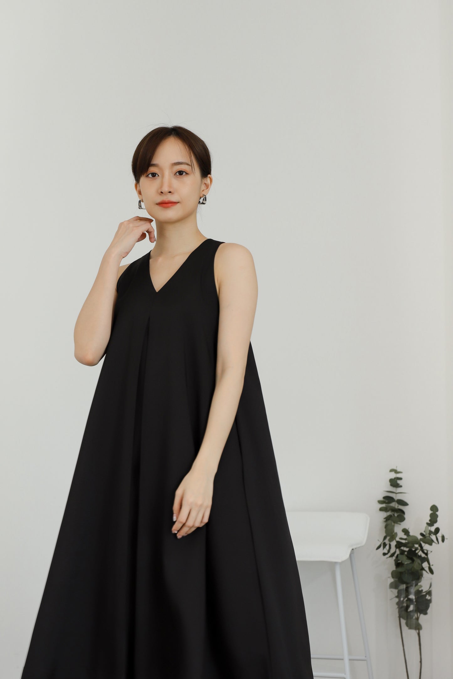 Ophelia Flared Midi Dress - Black