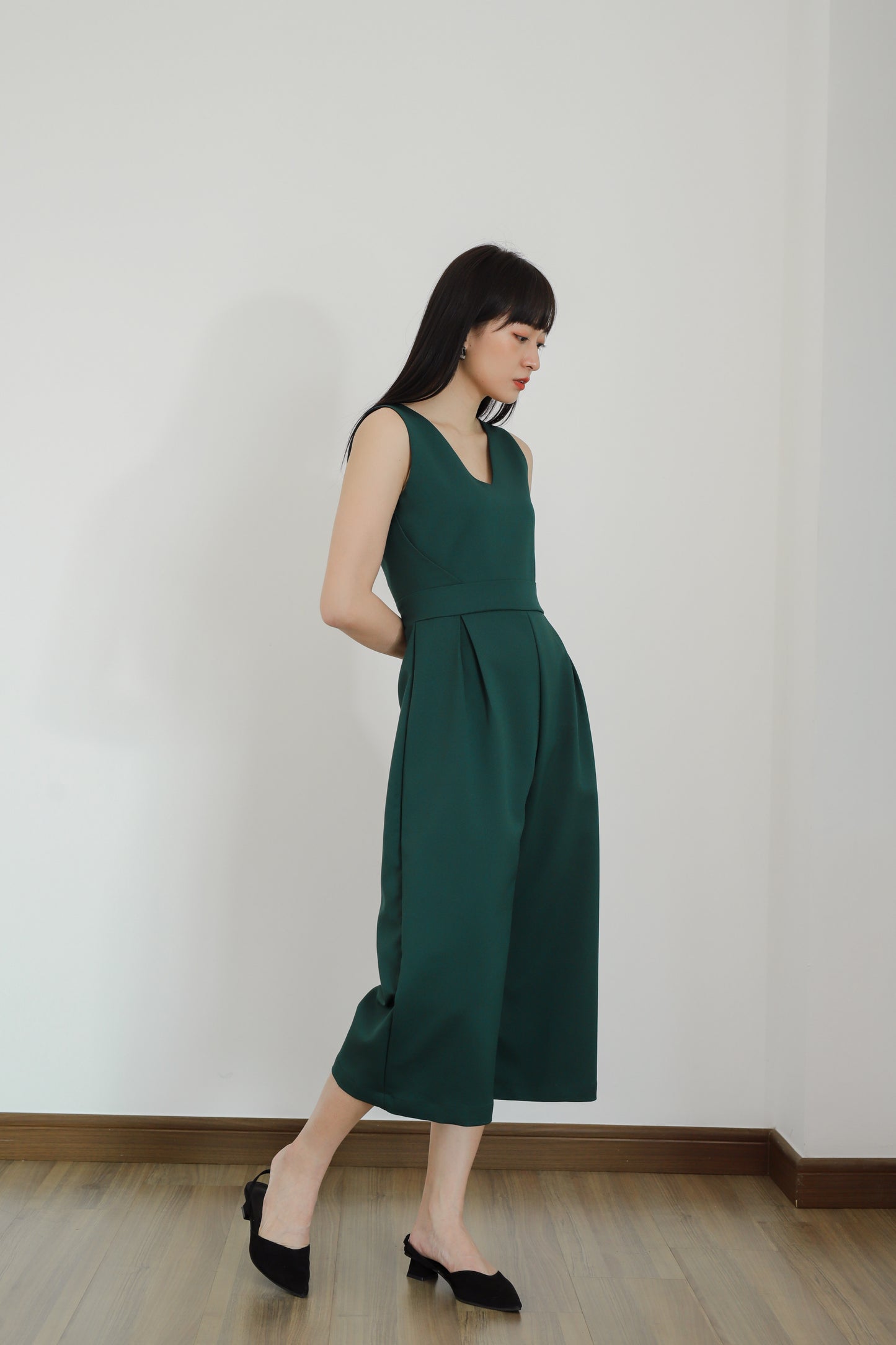 Astilba V-Neck Jumpsuit - Emerald