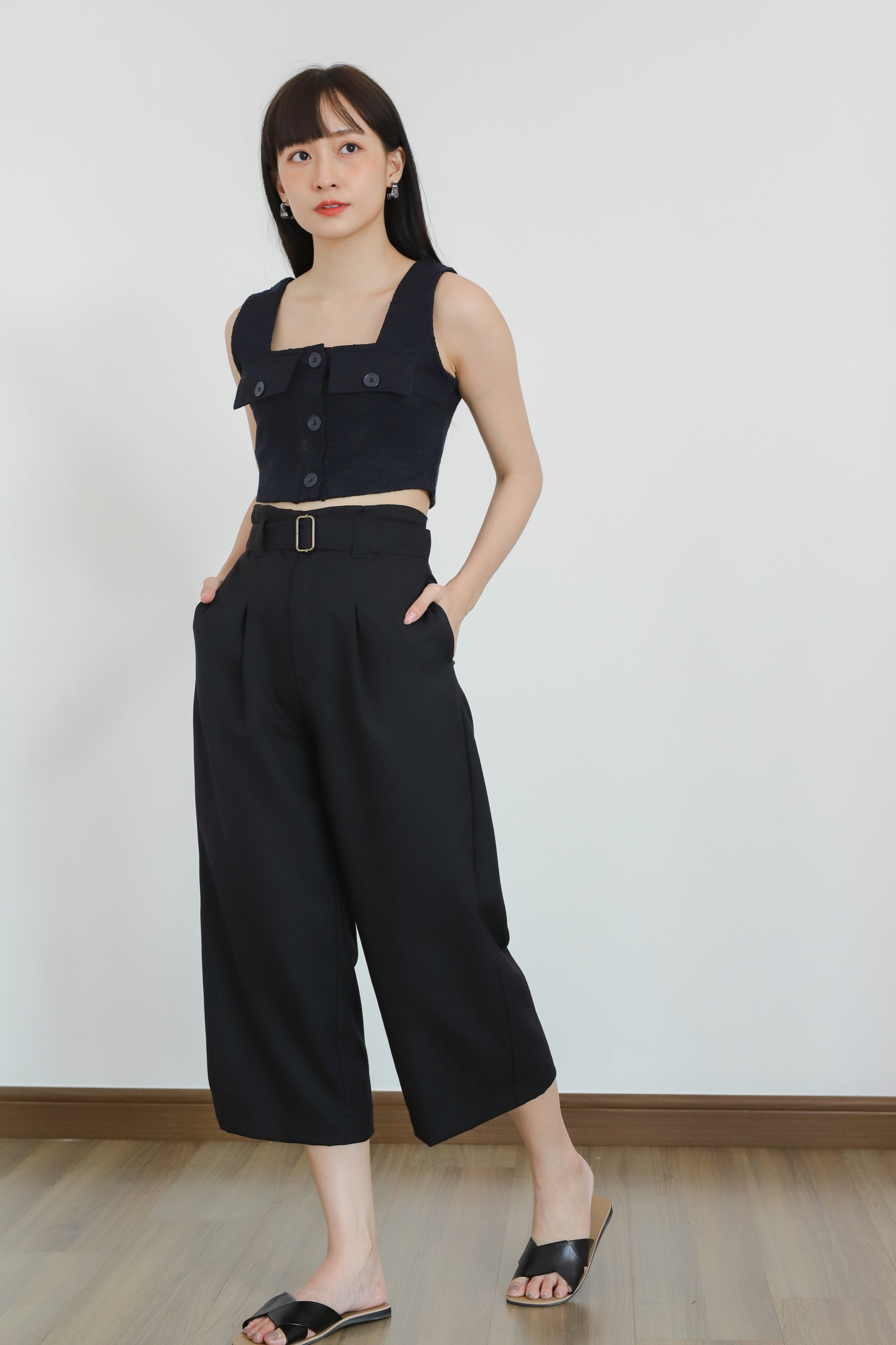 Alder Flap Pocket Cropped - Dark Navy