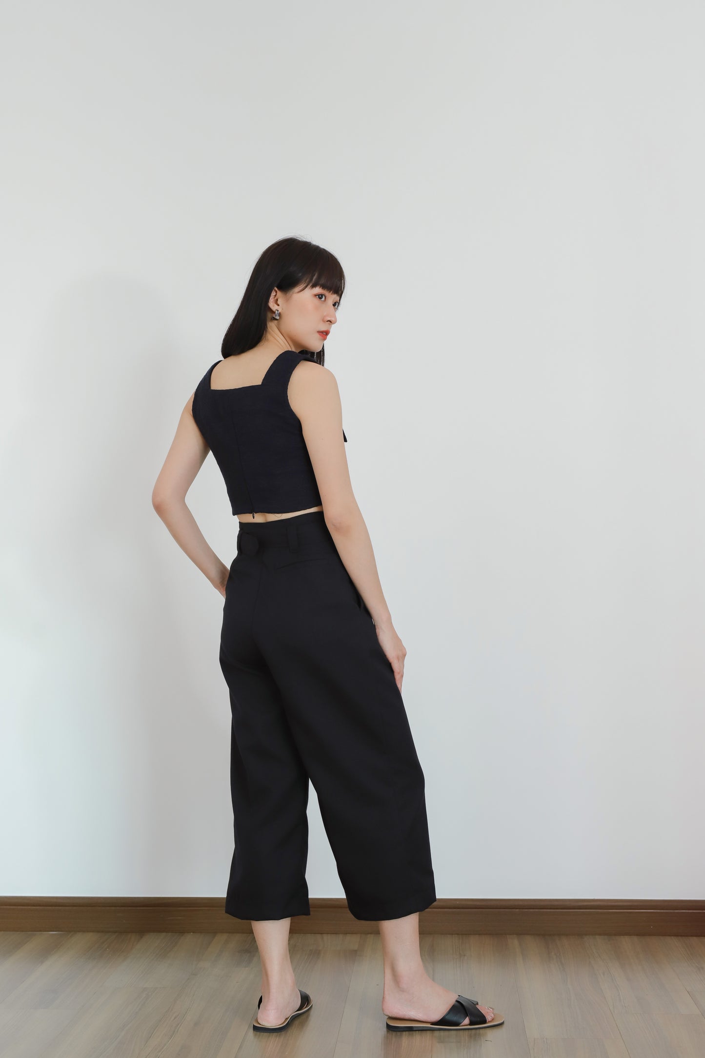 Alder Flap Pocket Cropped - Dark Navy