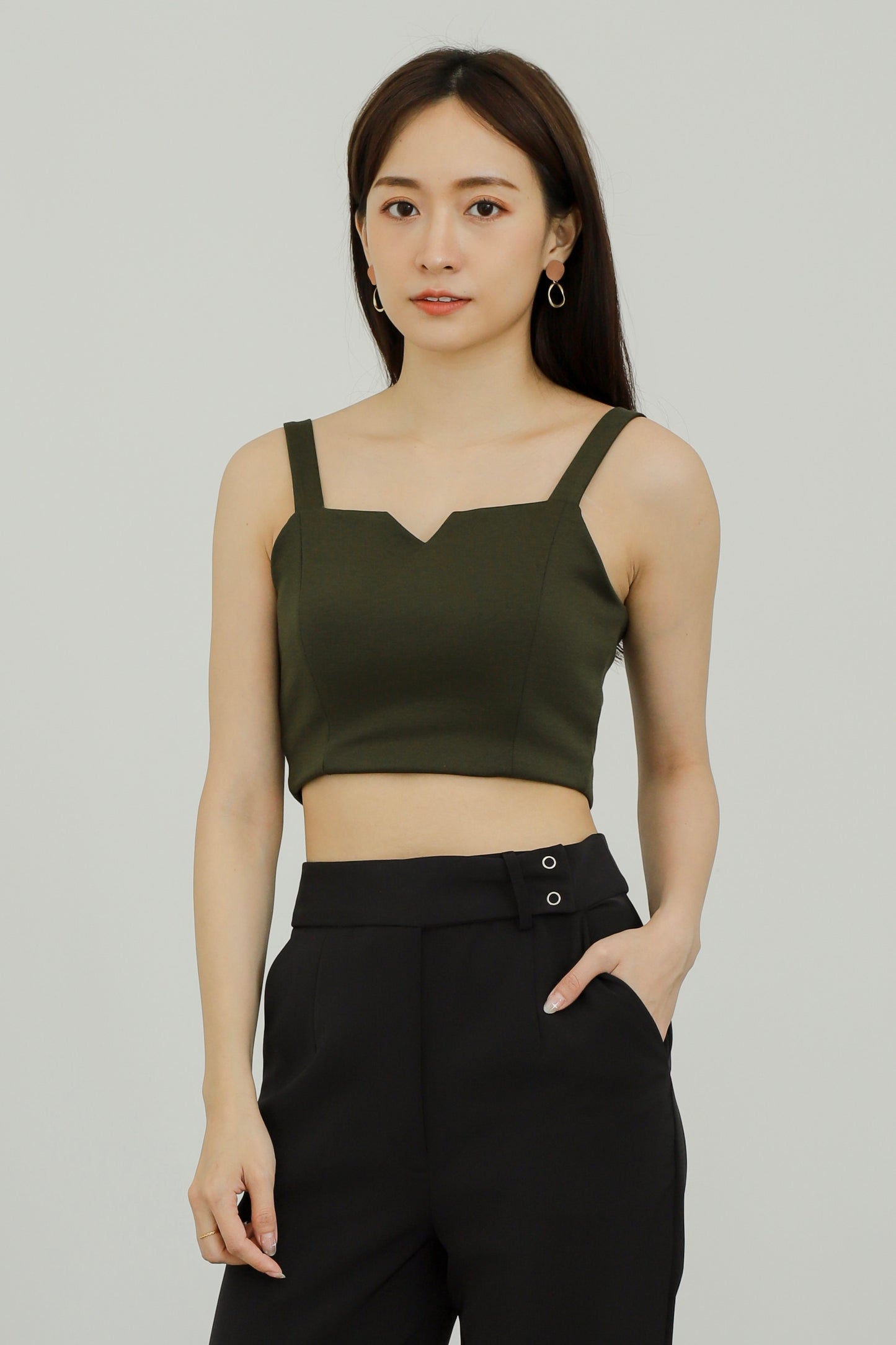 Vera Cropped Tank Top - Olive