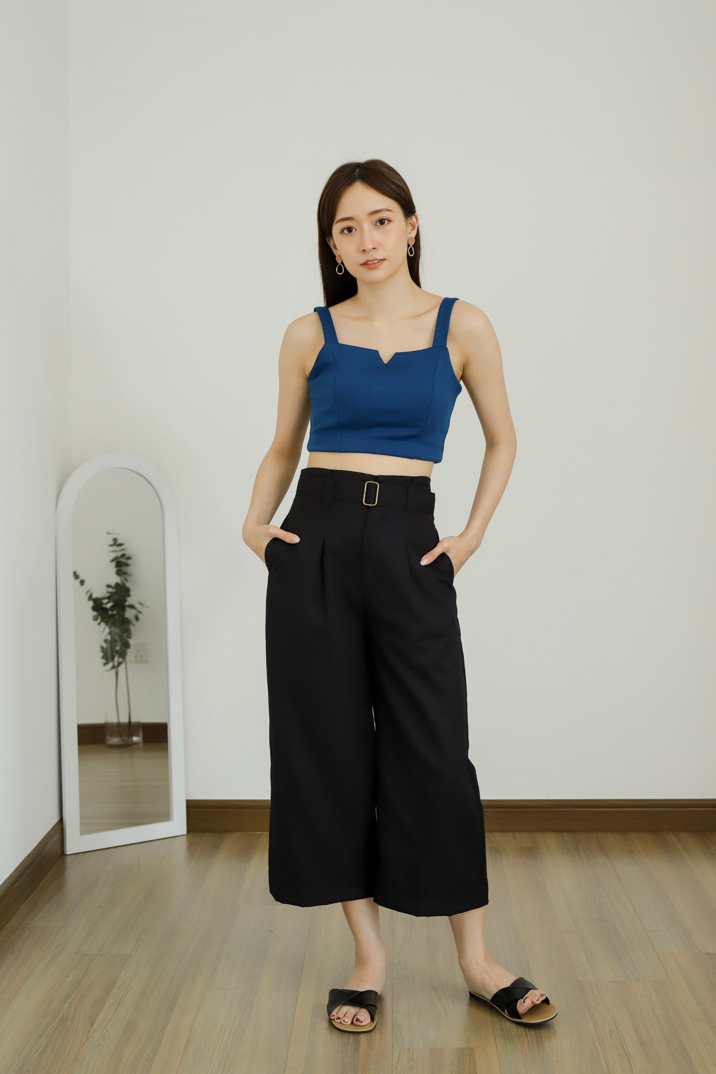Vera Cropped Tank Top - Turquoise