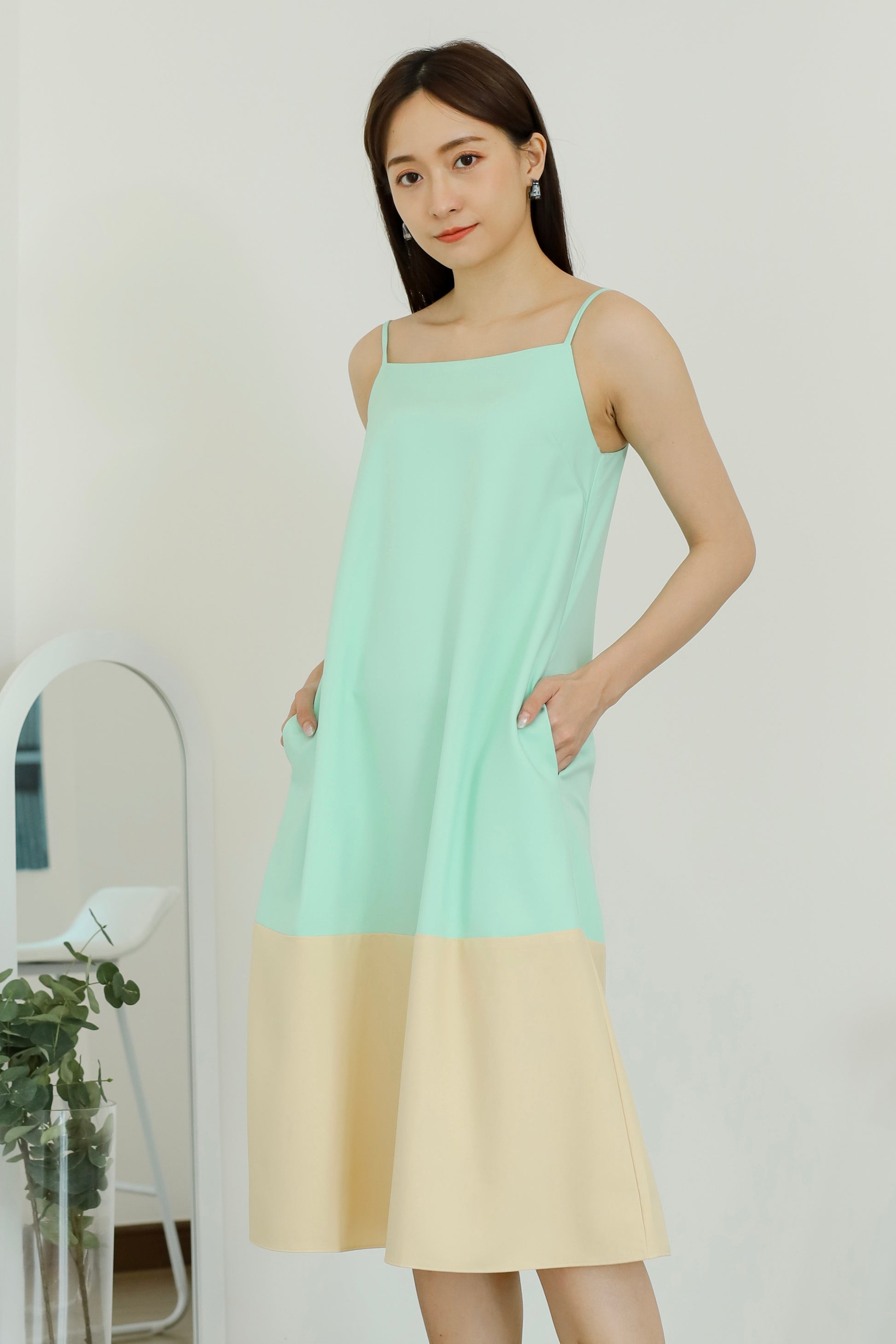 Miley Colour Block Dress - Mint