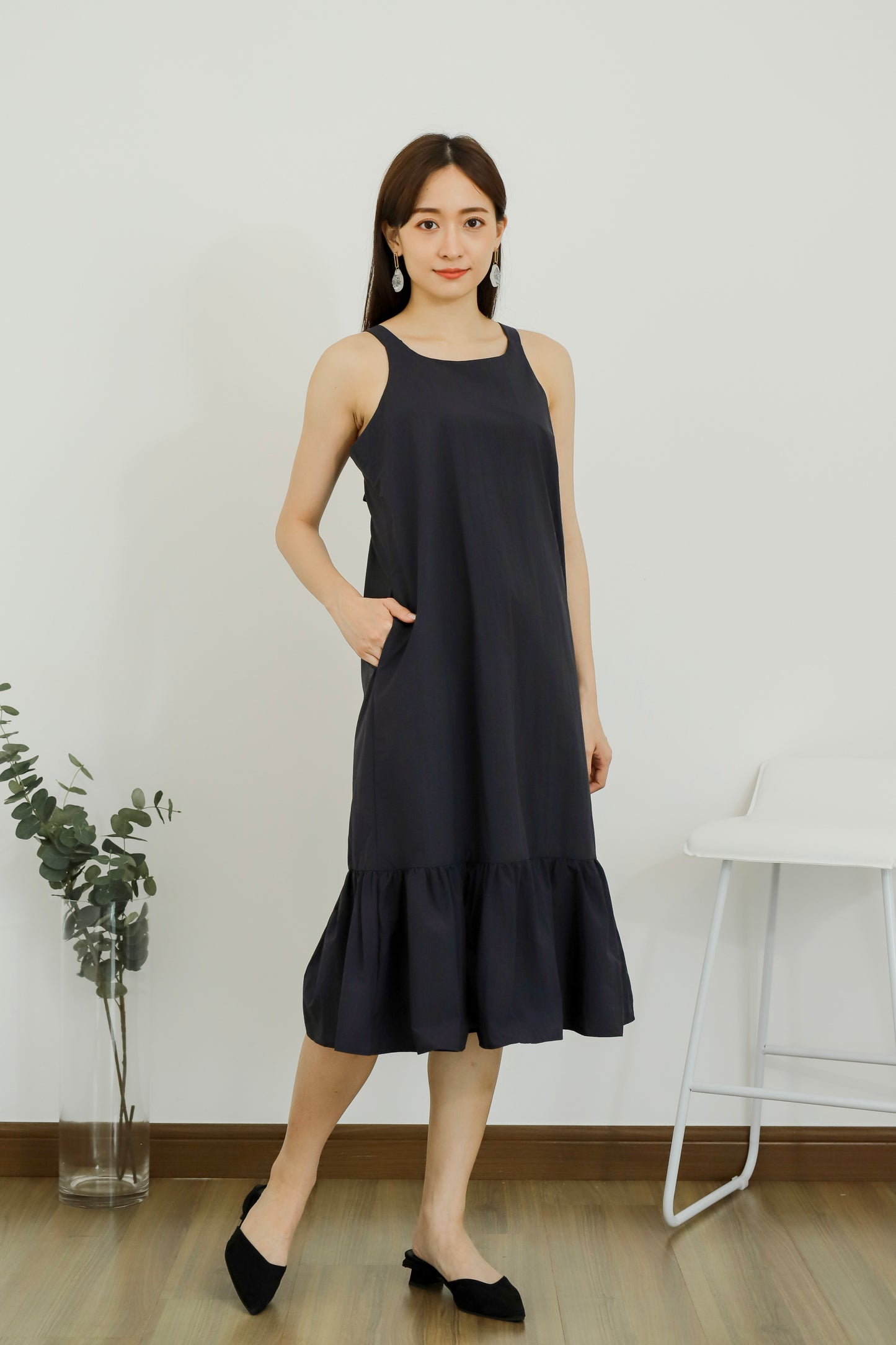 Drea Back Ribbon Midi Dress - Navy