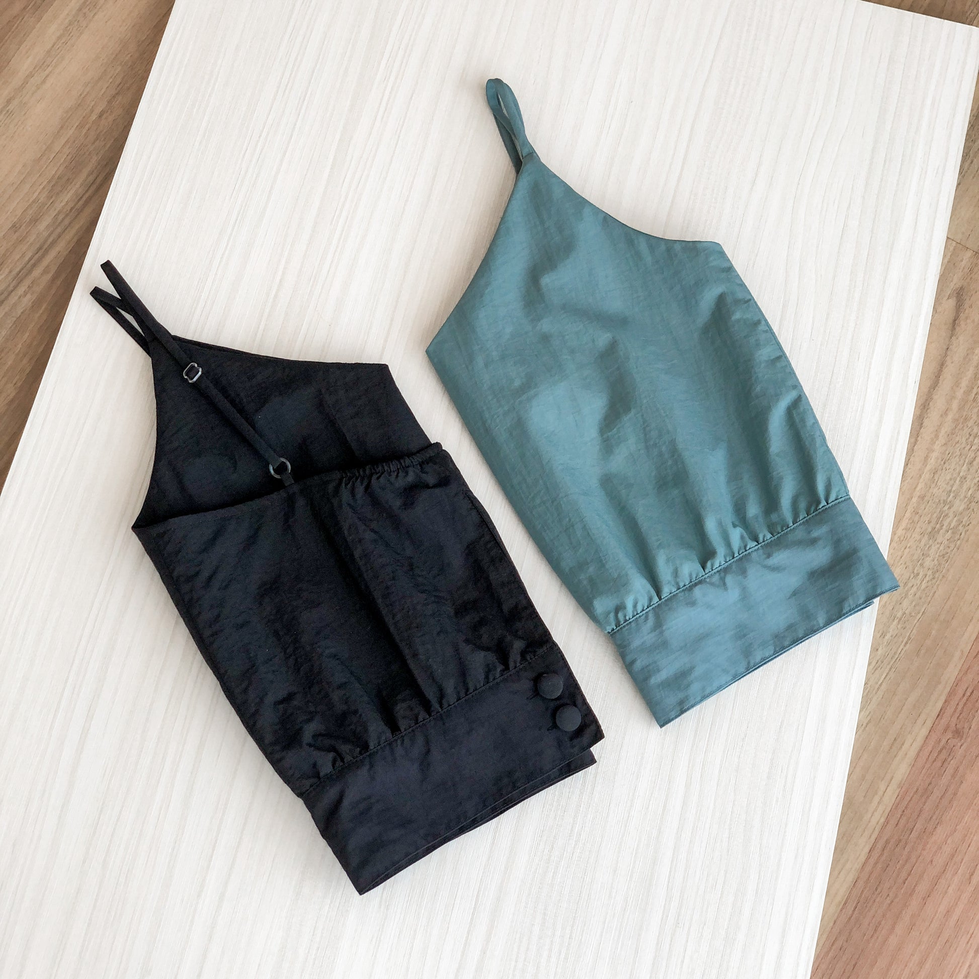 Avya Cami Cropped - Black
