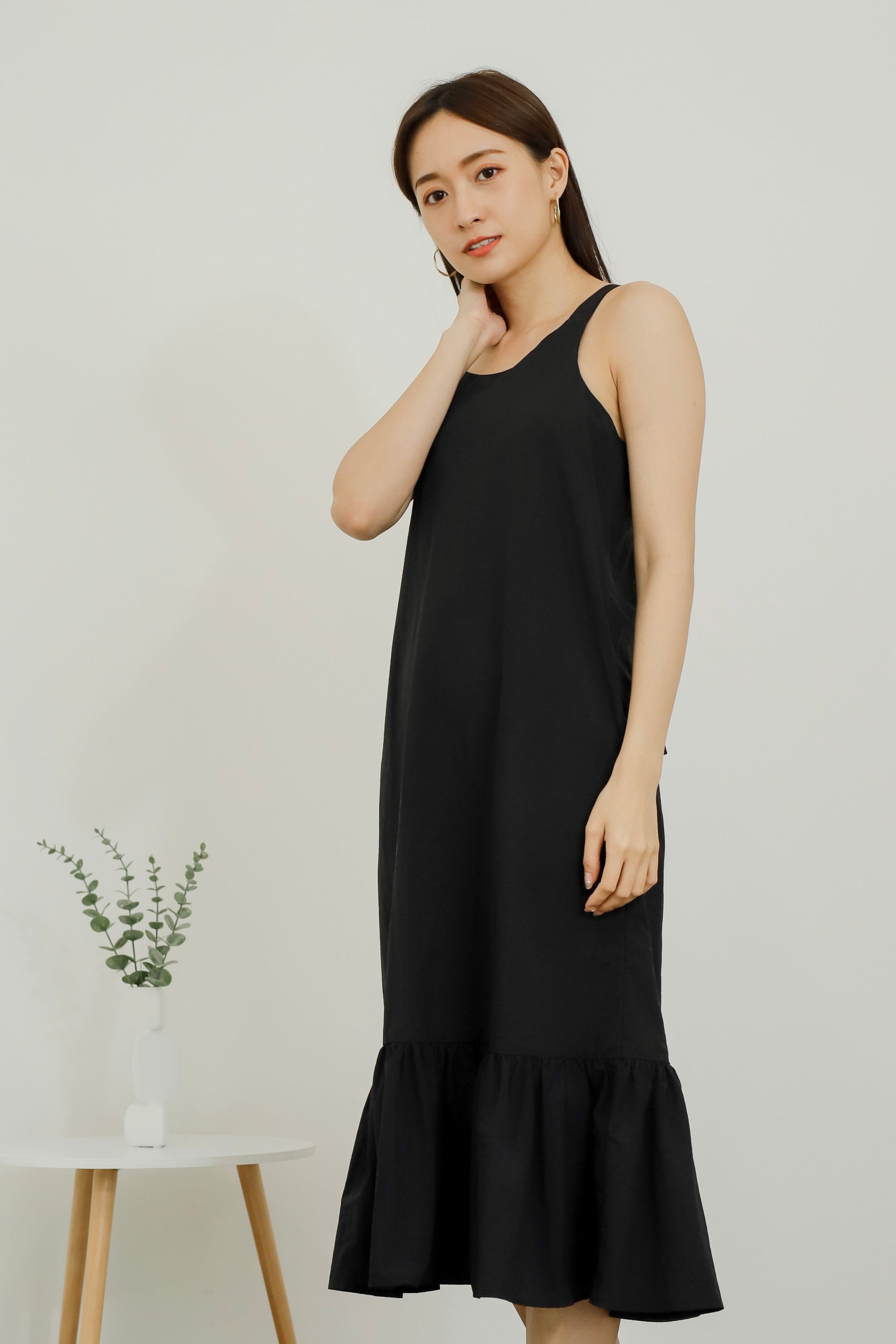 Drea Back Ribbon Midi Dress - Black