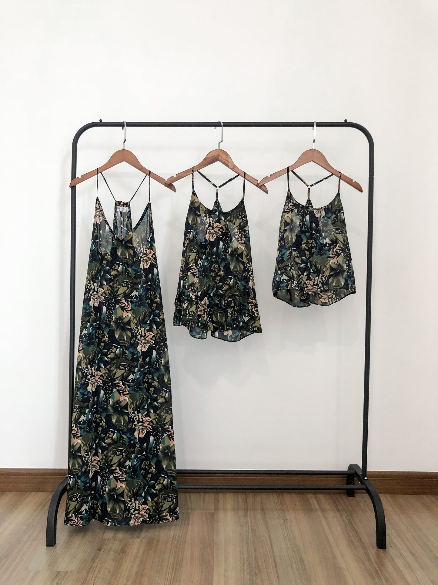 Ajuga Y-Cami Top - Floral