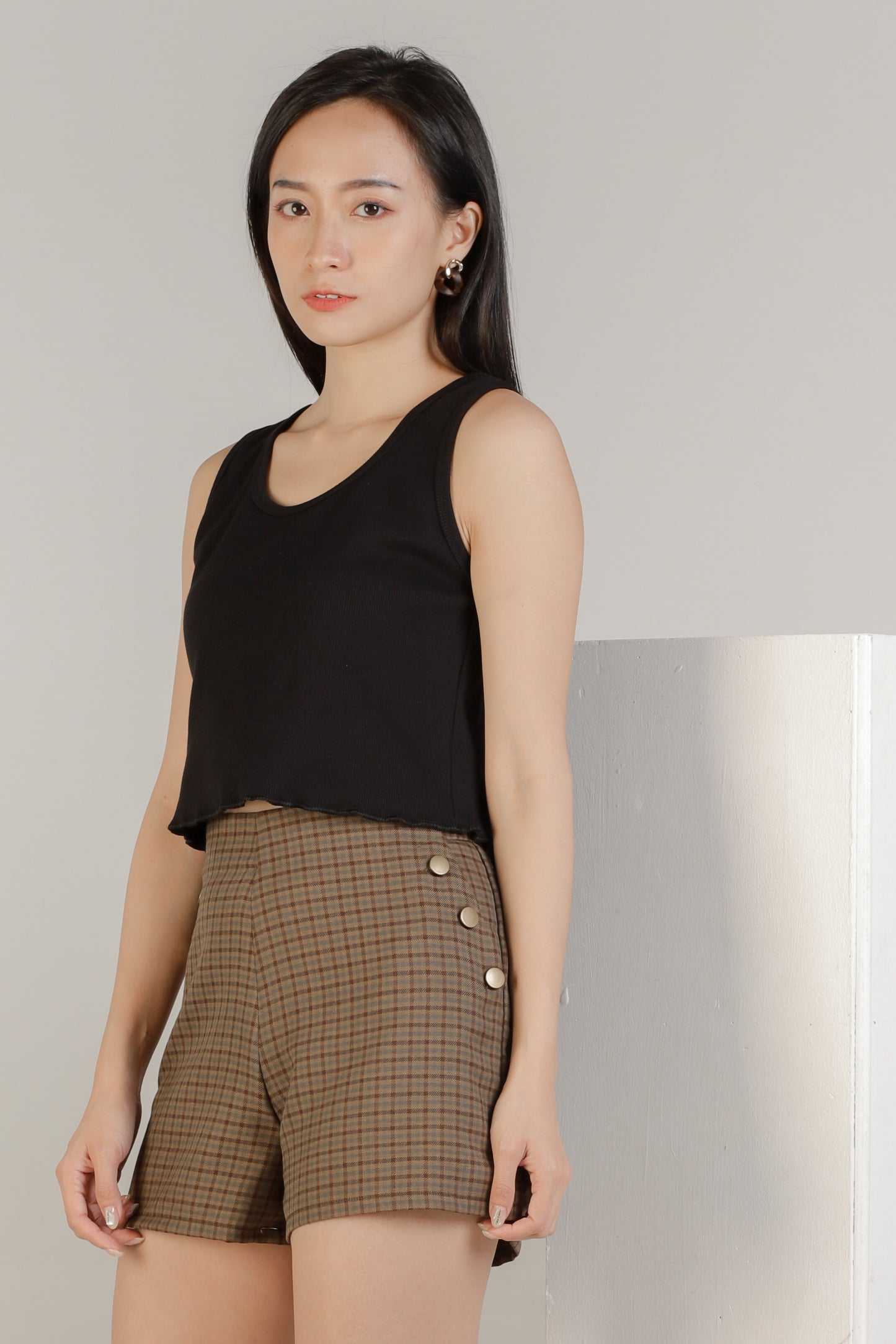 Olive Ruffle Tank - Black