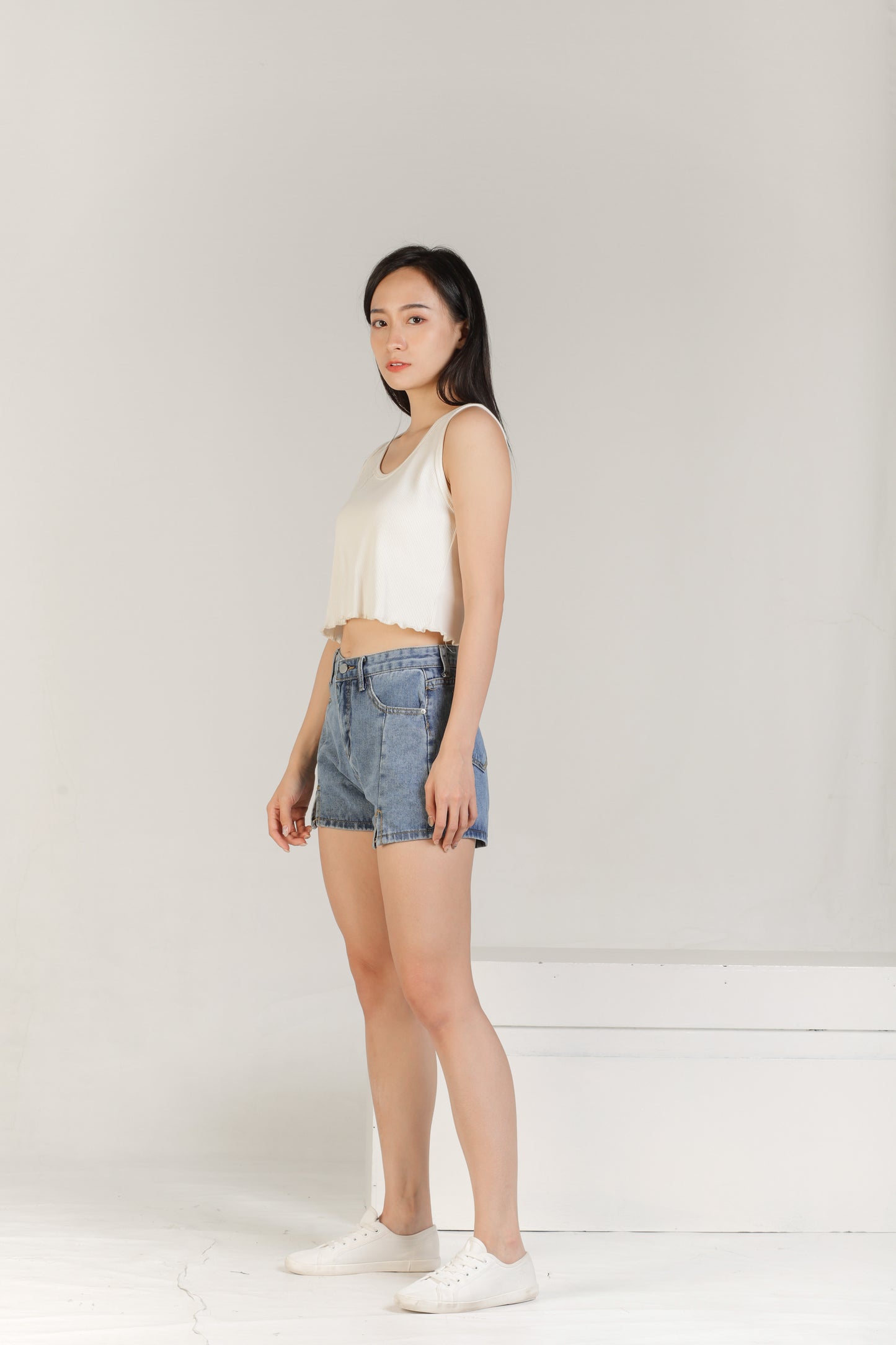 Olive Ruffle Tank - Cream