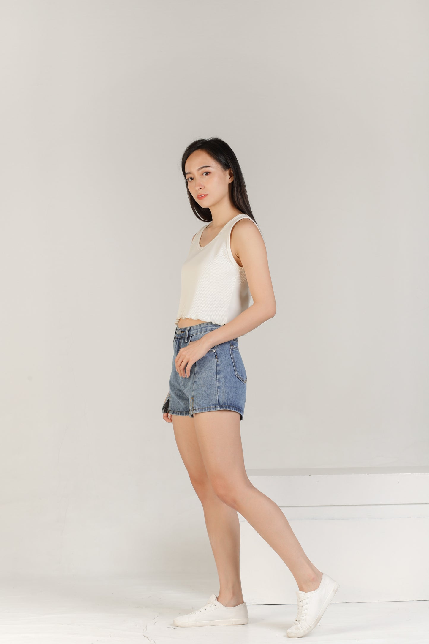 Olive Ruffle Tank - Cream