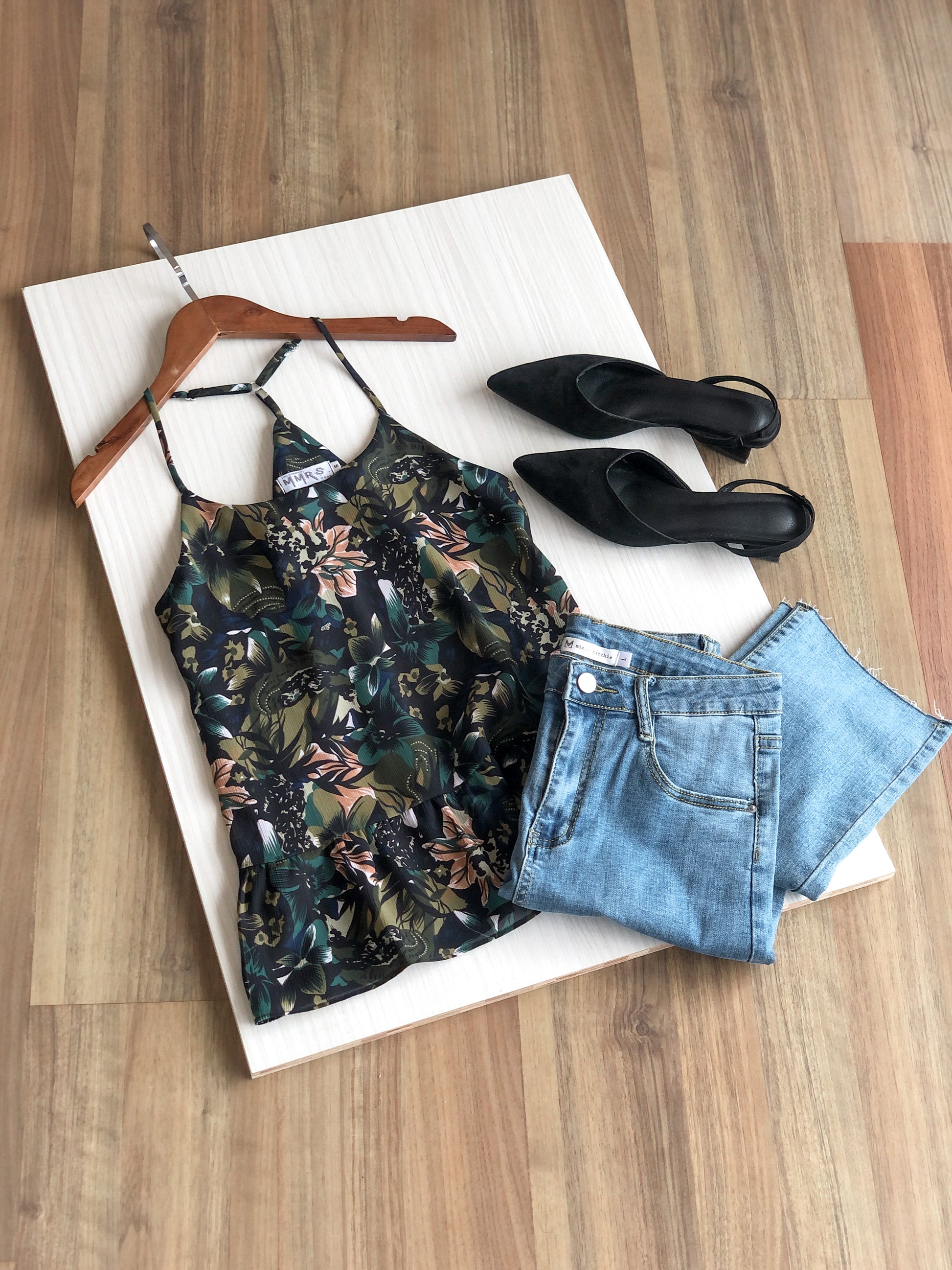Areca Y-Ruffles Top - Floral