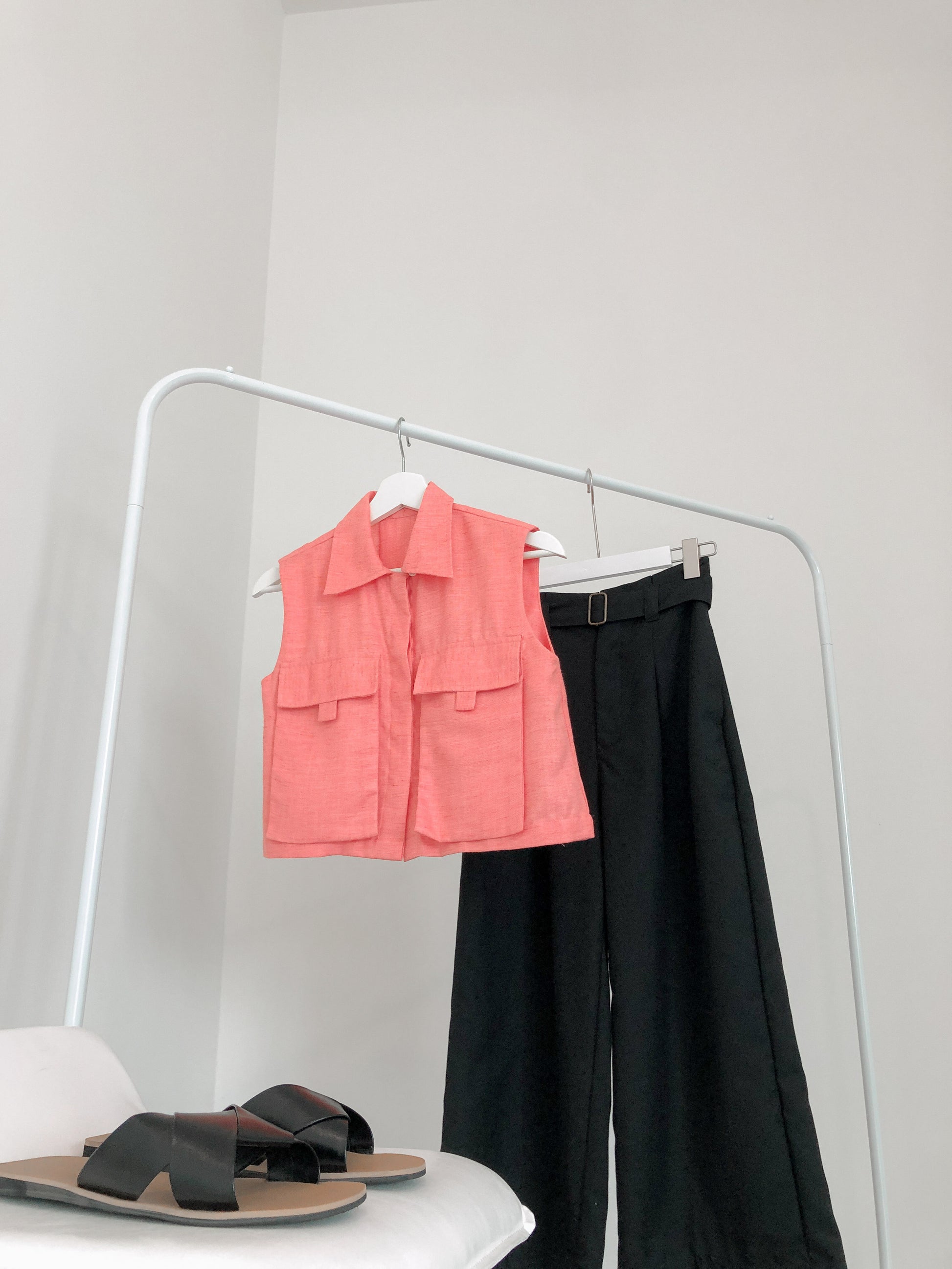 Jordyn Front Pocket Top - Coral