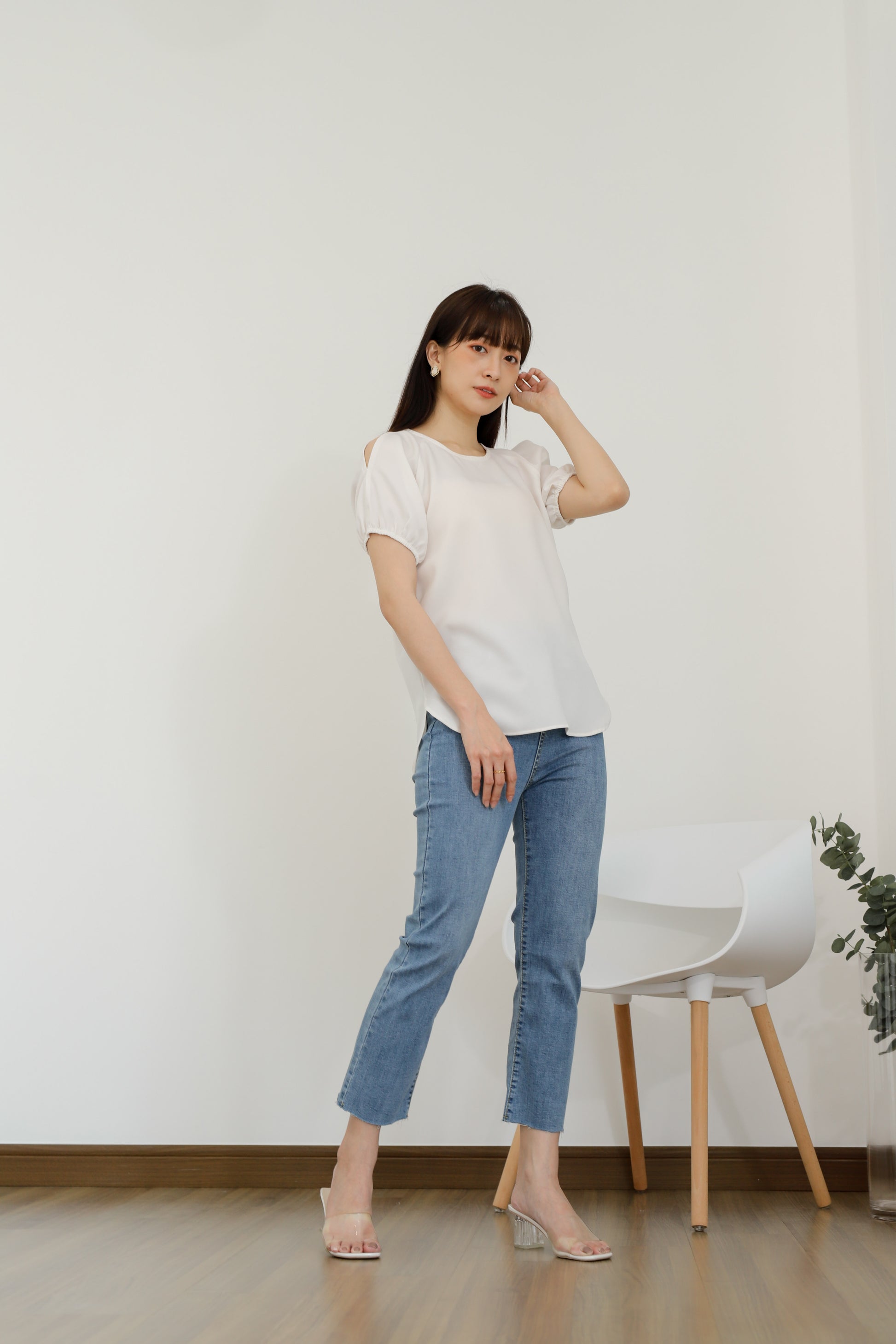 Bevlyn Cold Shoulder Blouse - Ivory
