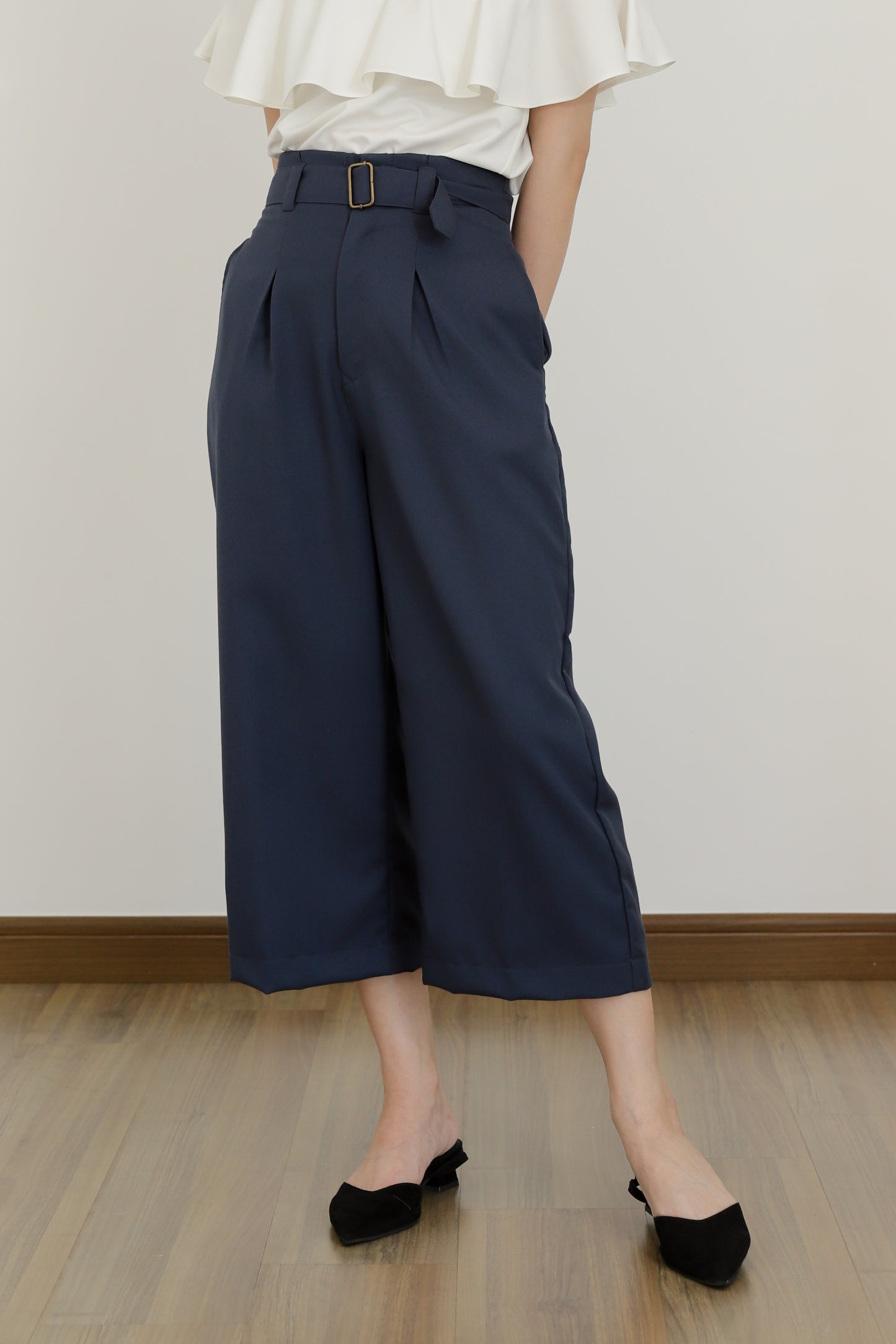 Ashe Wide Leg Cropped Pants - Blue