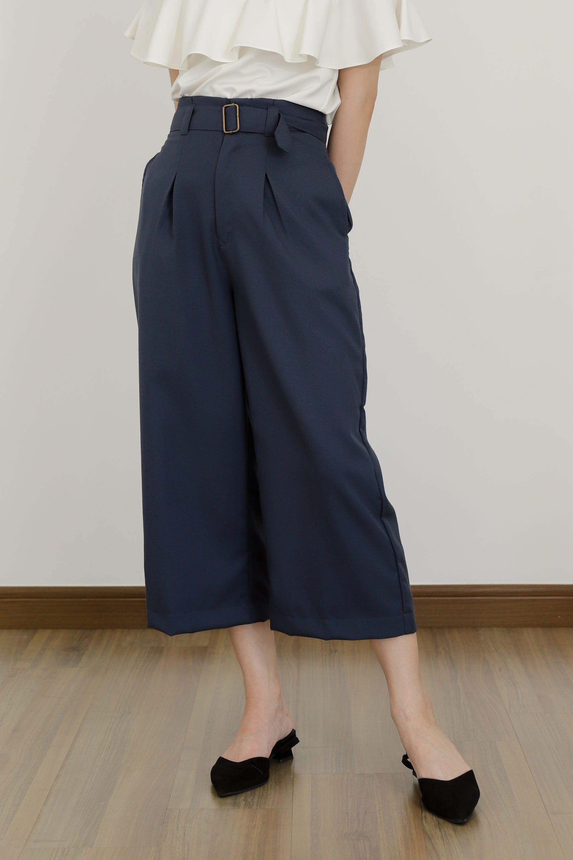Ashe Wide Leg Cropped Pants - Blue