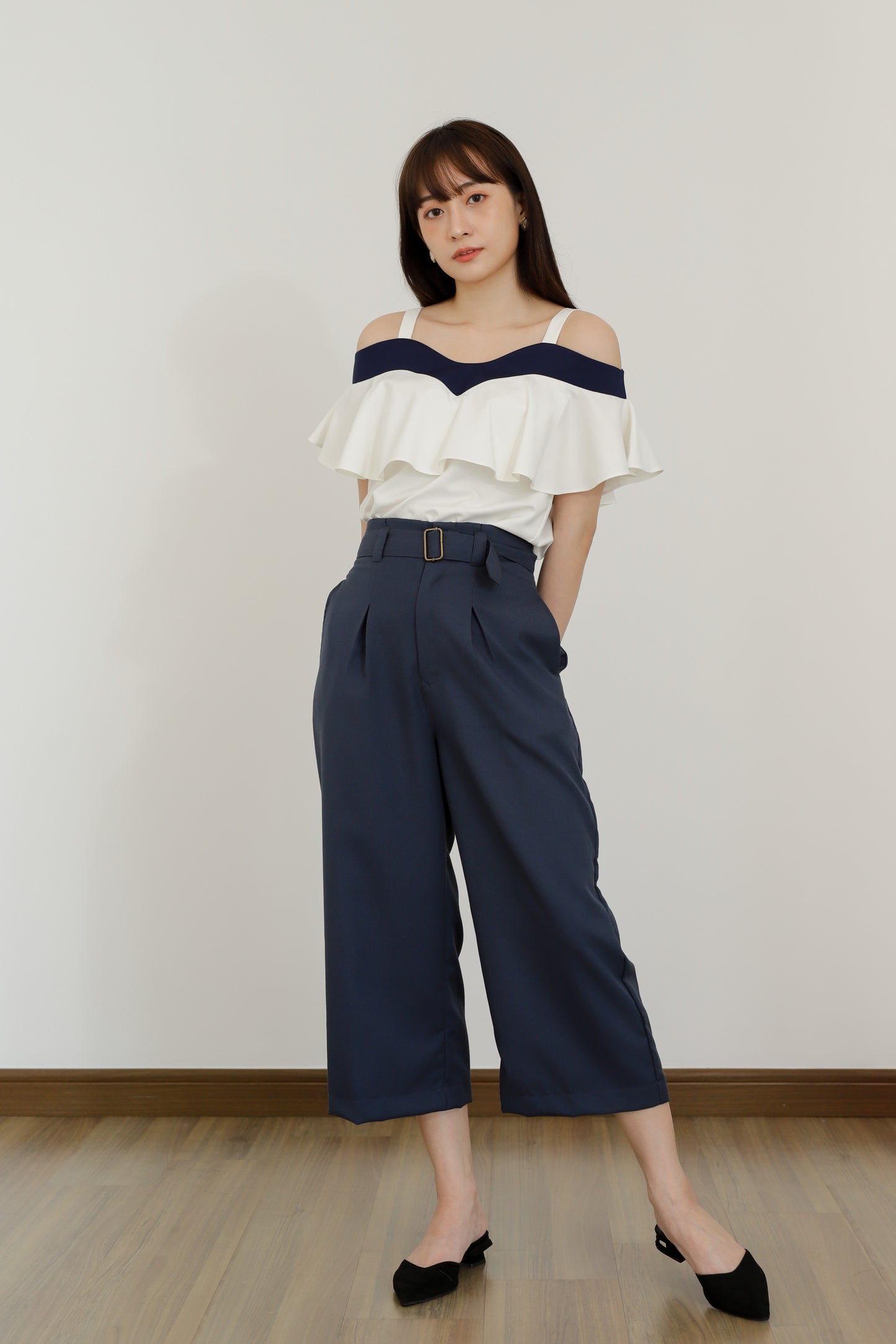 Ashe Wide Leg Cropped Pants - Blue