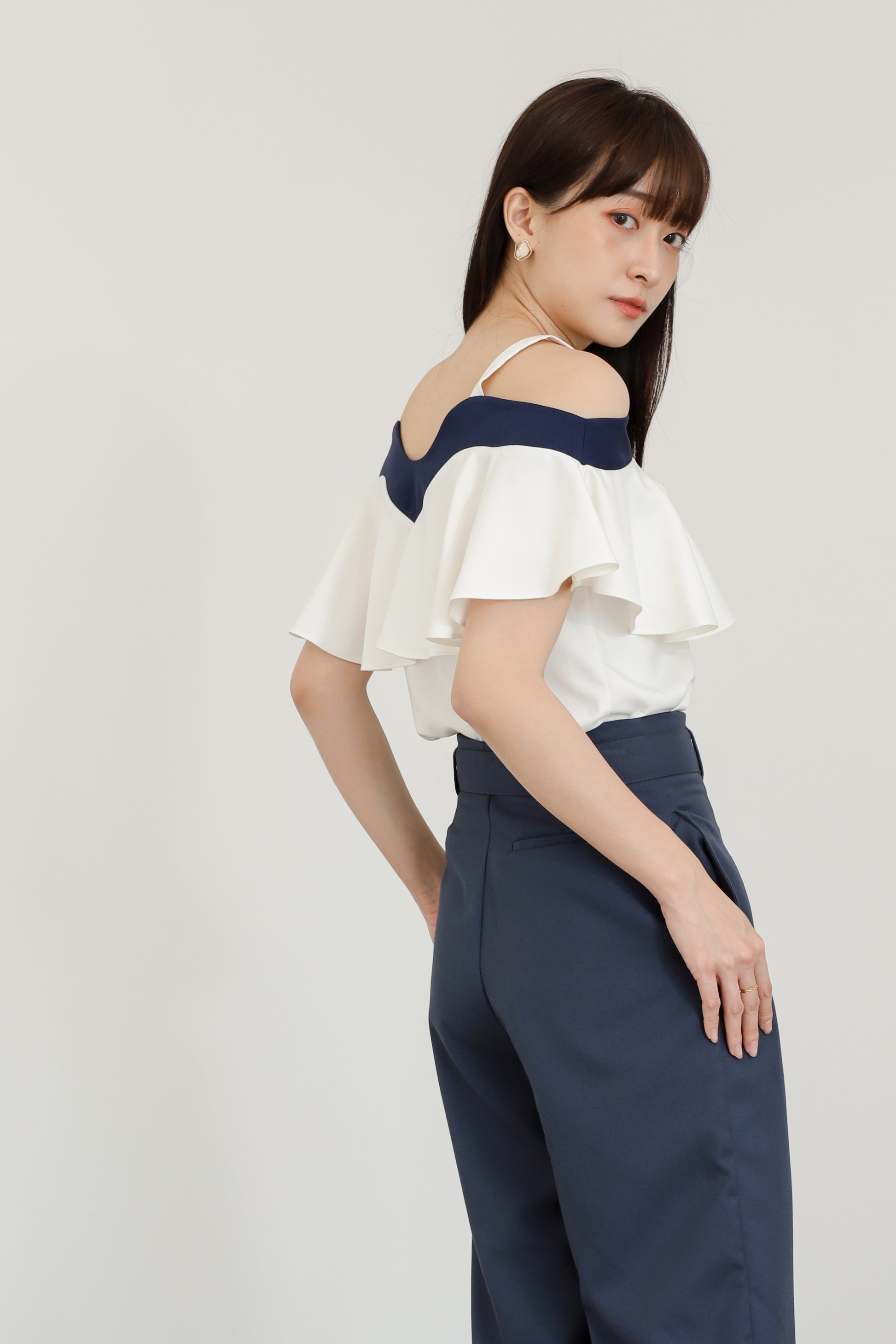 Winifred Ruffle Top - White/Navy