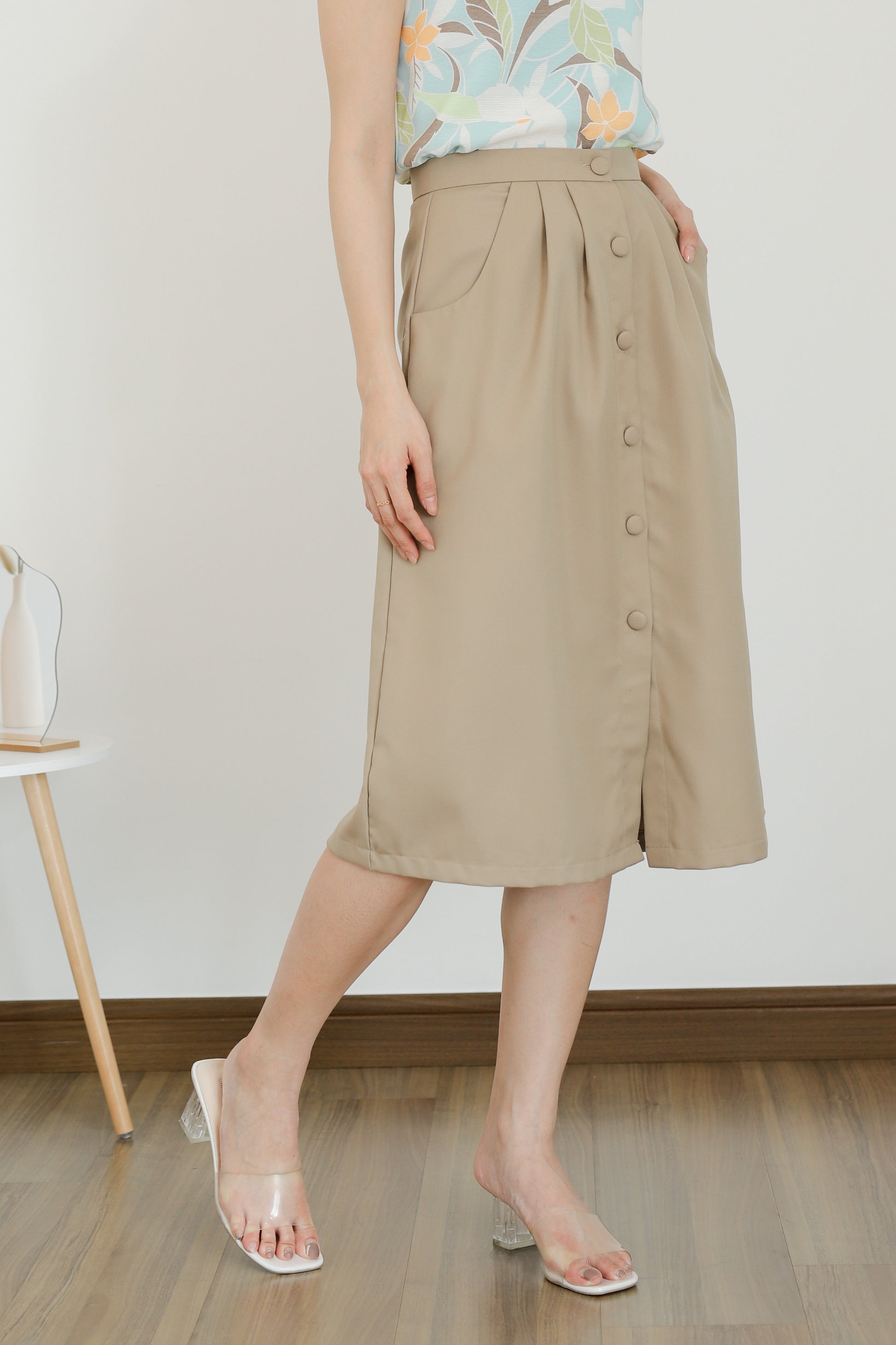 Paloma Button Skirt - Khaki