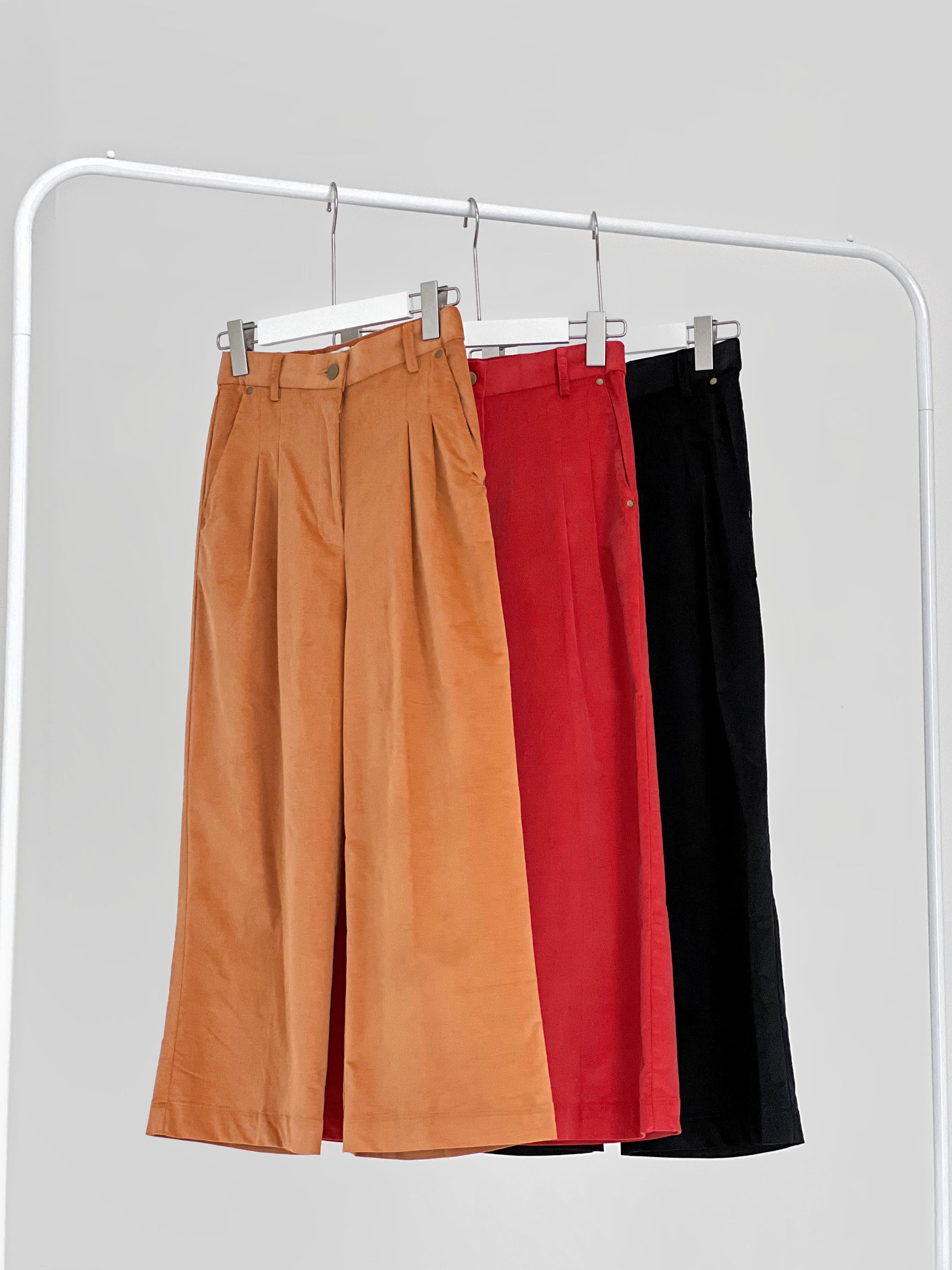 Kinsey Corduroy Pant - Black