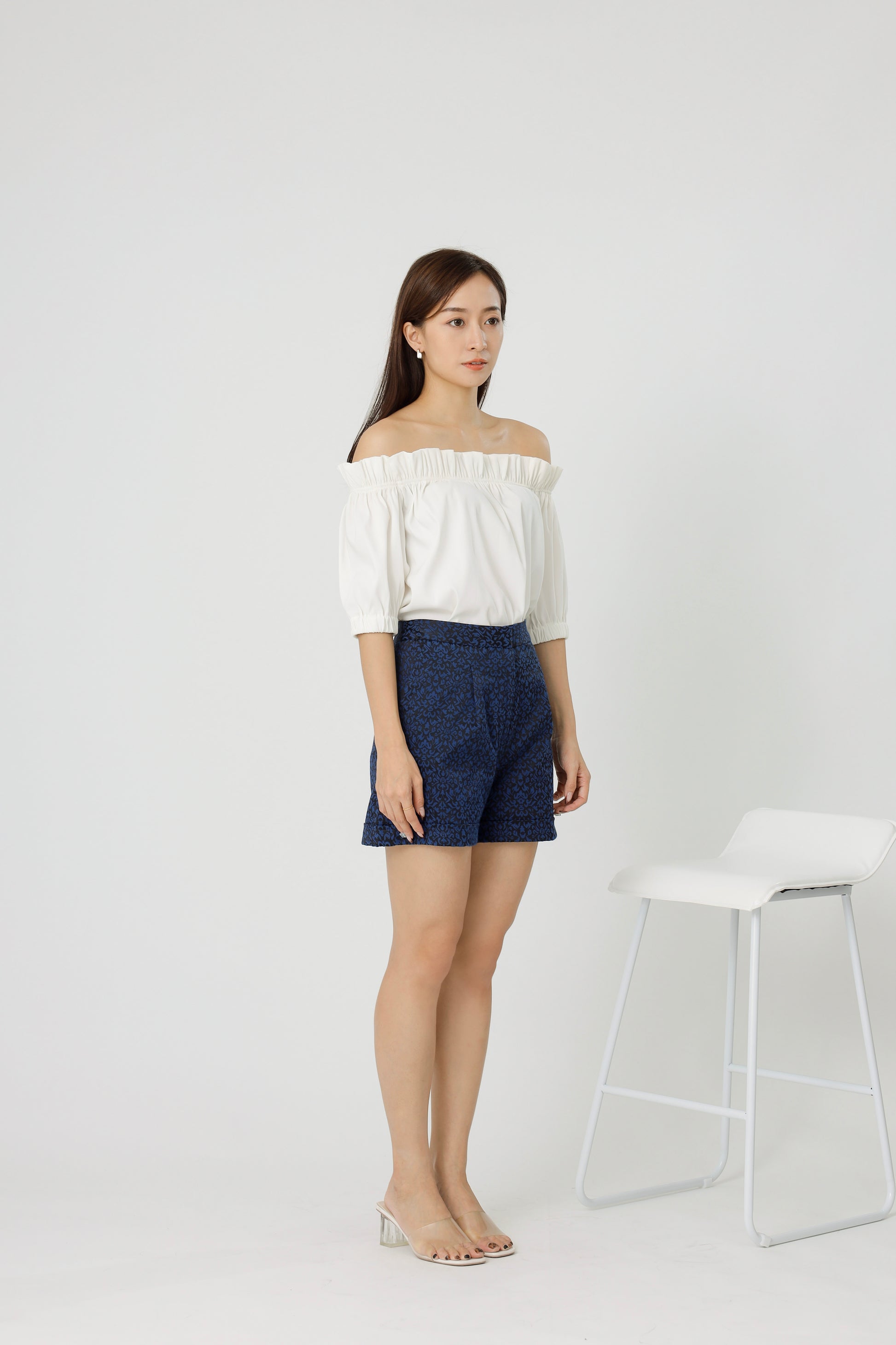 Lois Rolled Hem Shorts - Navy