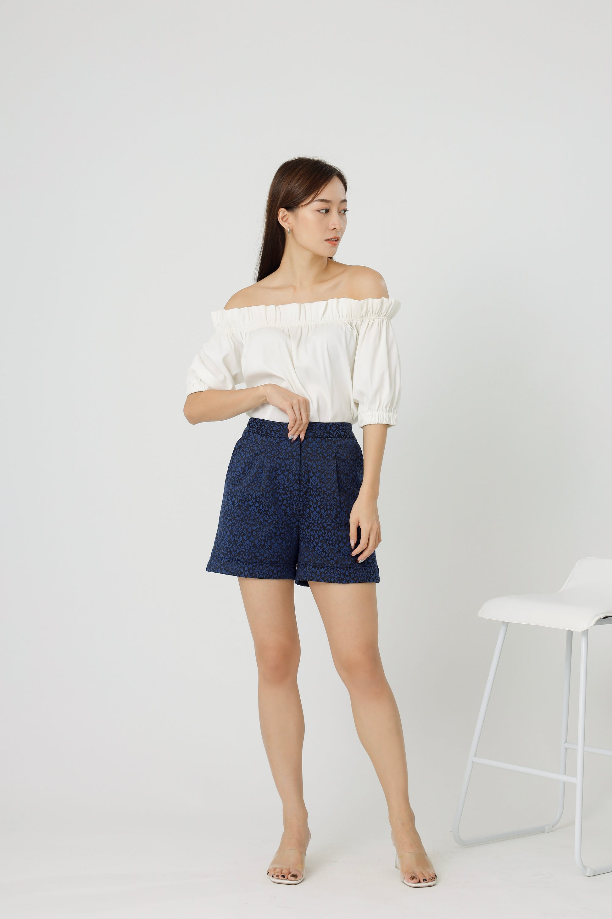 Lois Rolled Hem Shorts - Navy